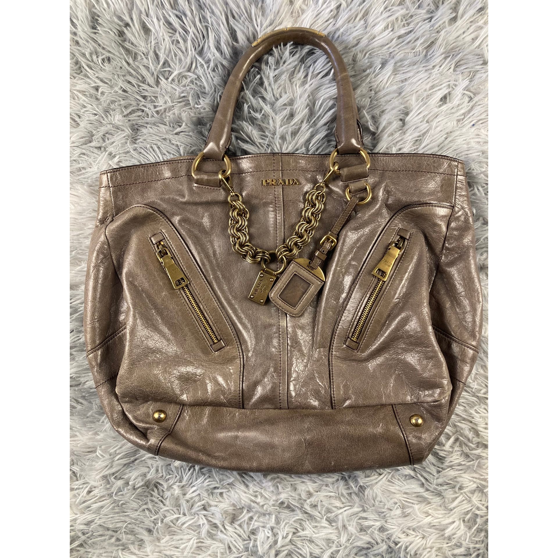 Leather handbag