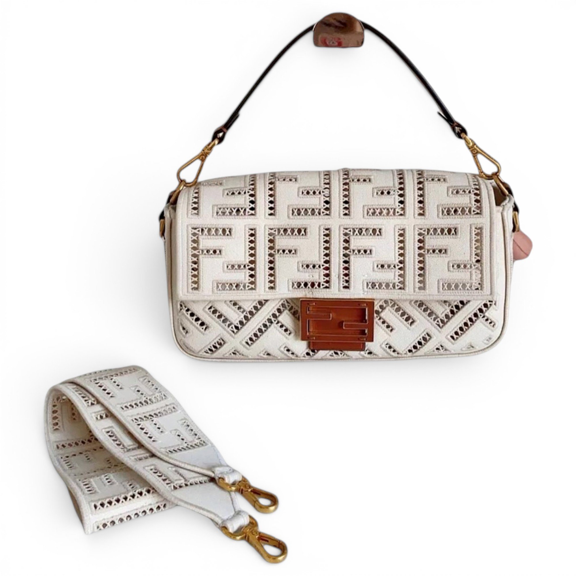 Baguette leather handbag