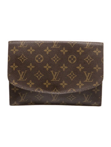 LV Monogram Clutch