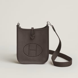 Evelyne 16 Amazone 백
