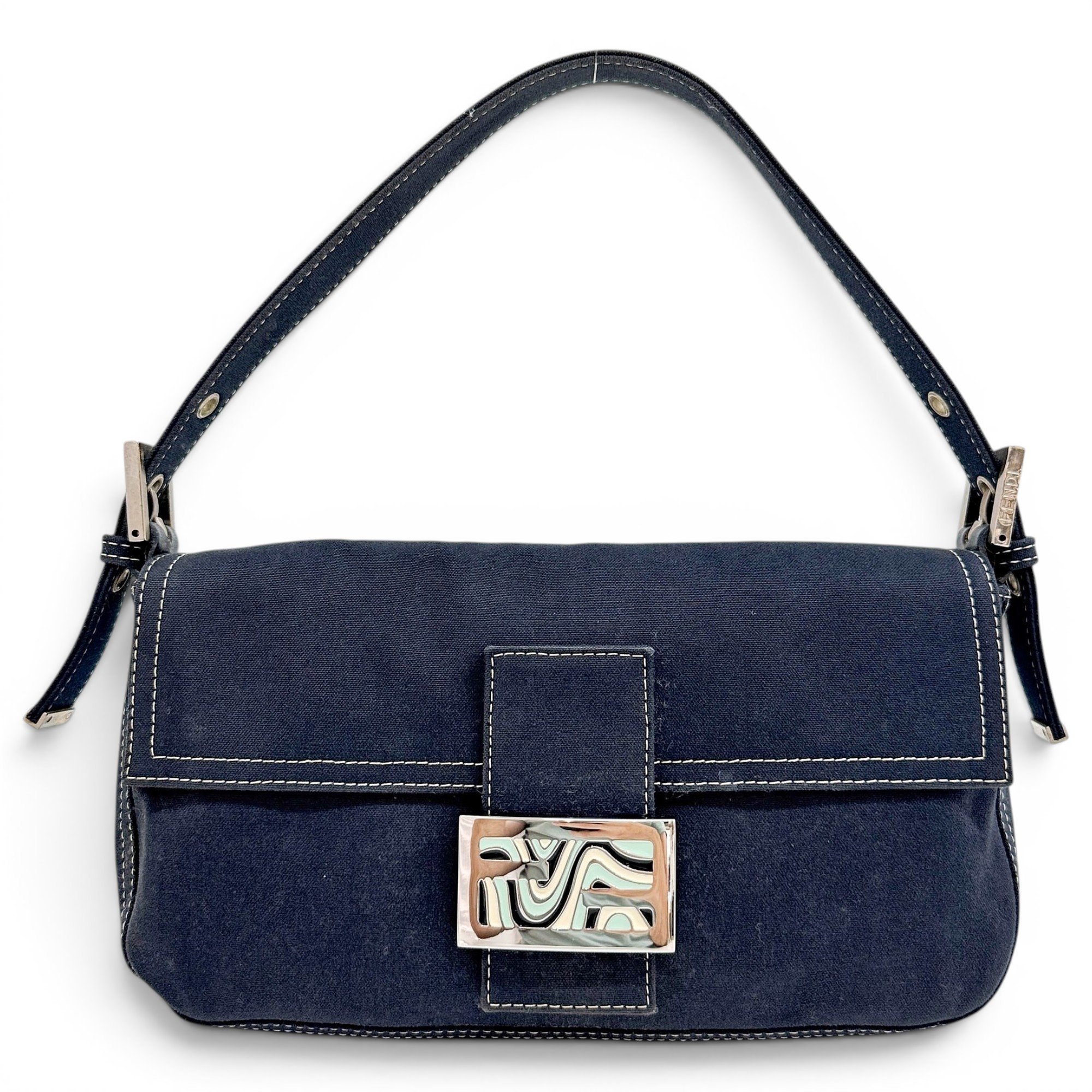 Baguette handbag