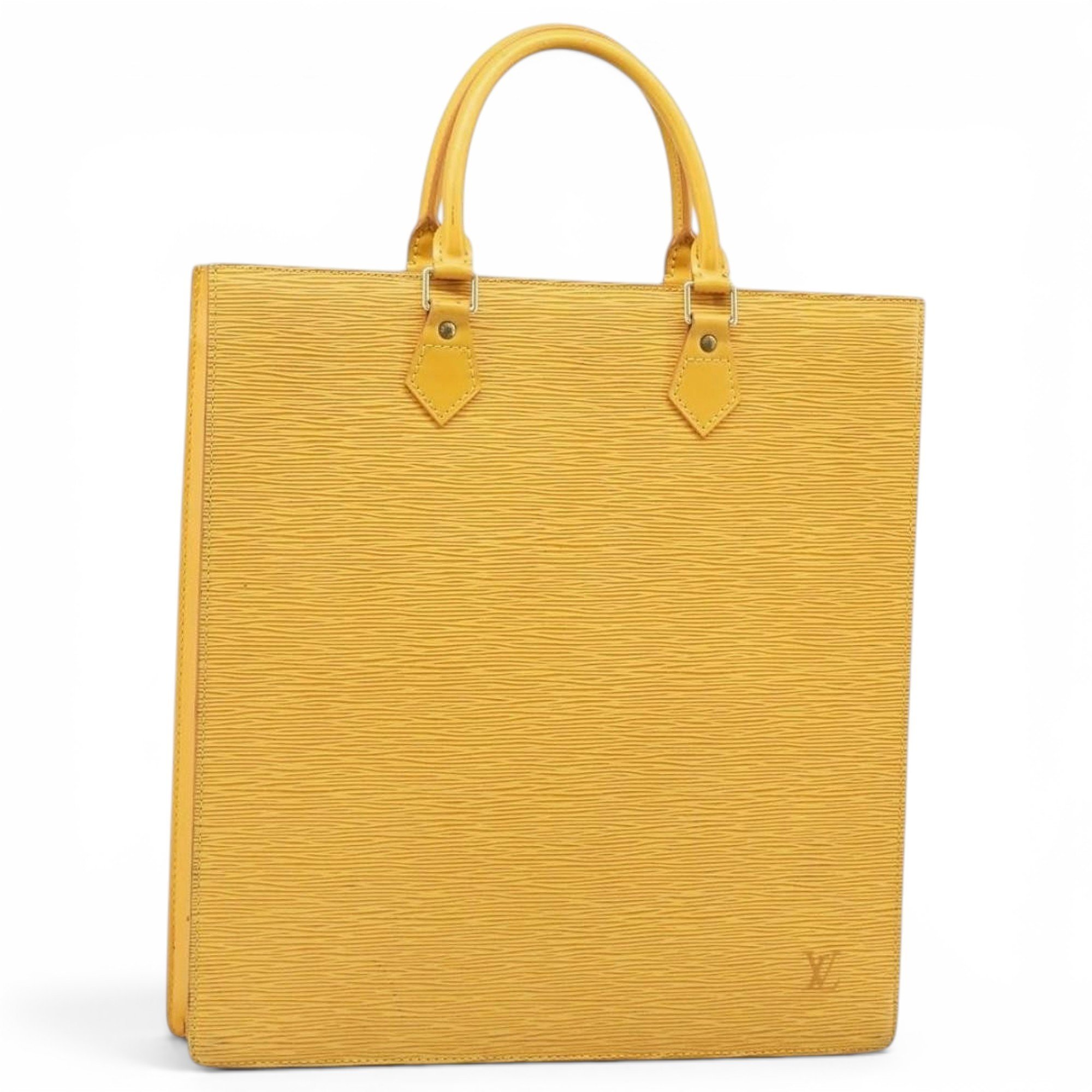 Plat leather tote