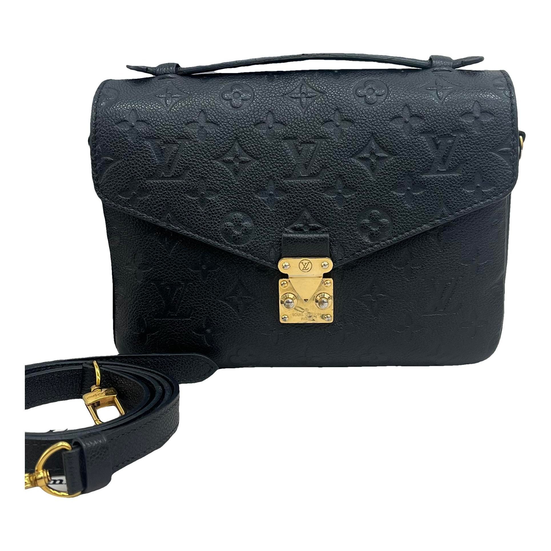 Metis leather handbag