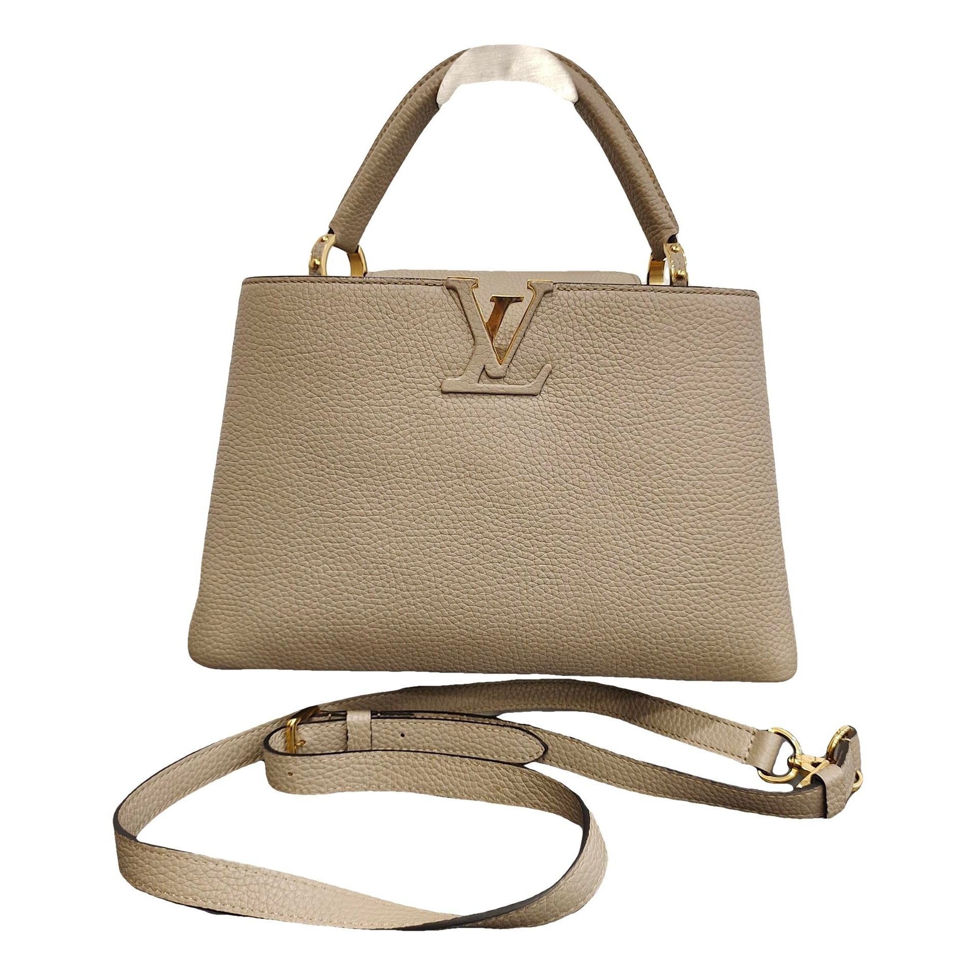 Capucines leather handbag