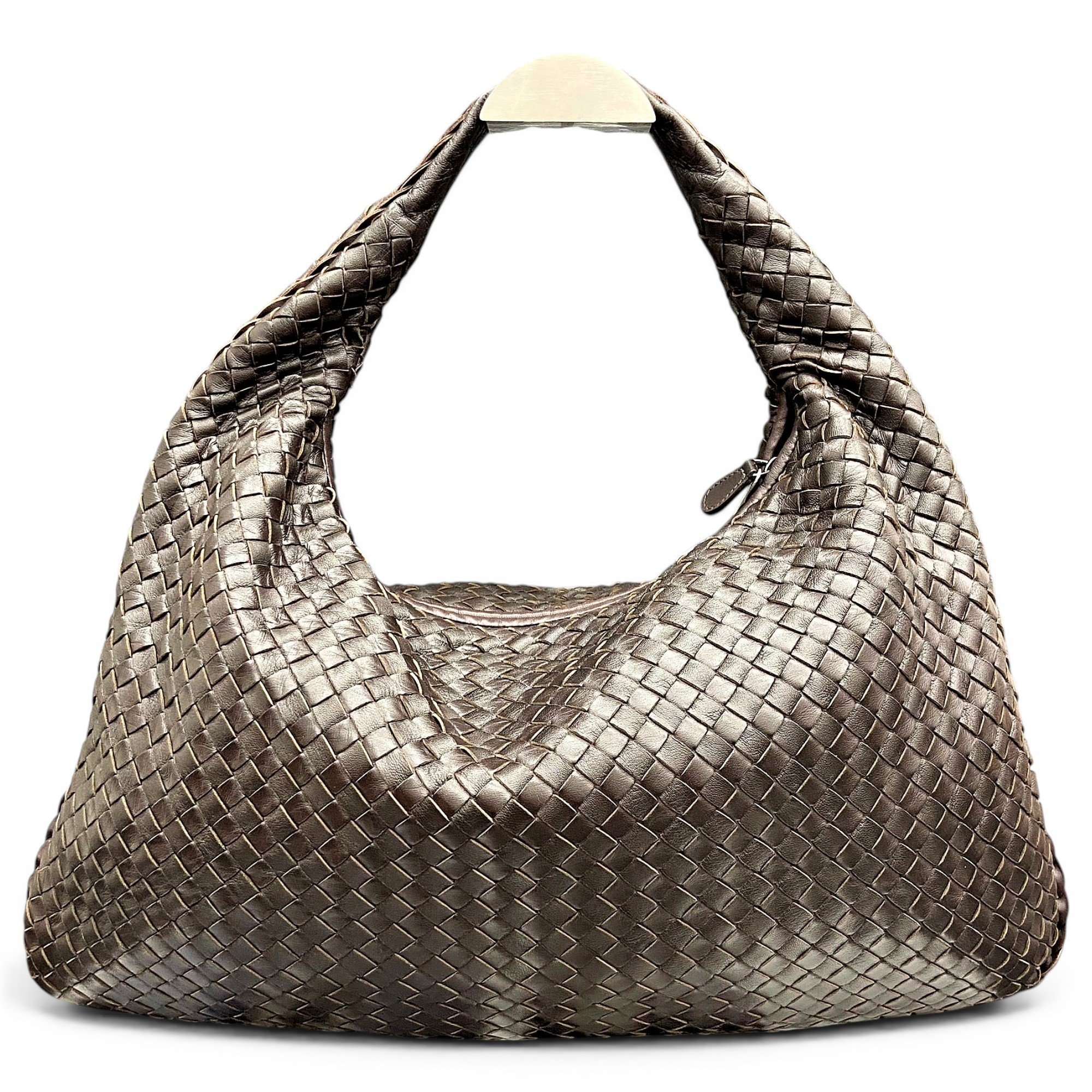 Veneta leather handbag