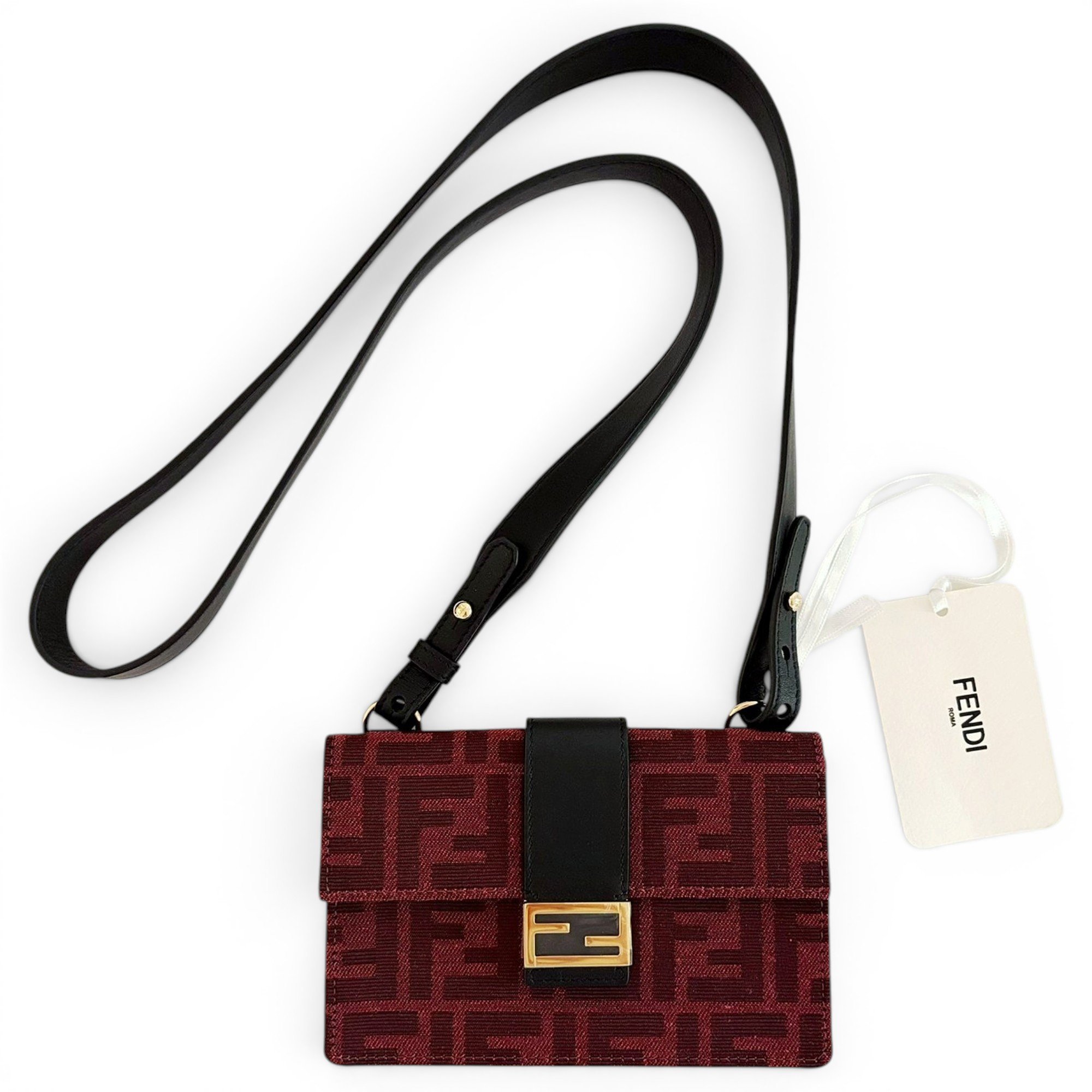 Baguette cloth crossbody bag