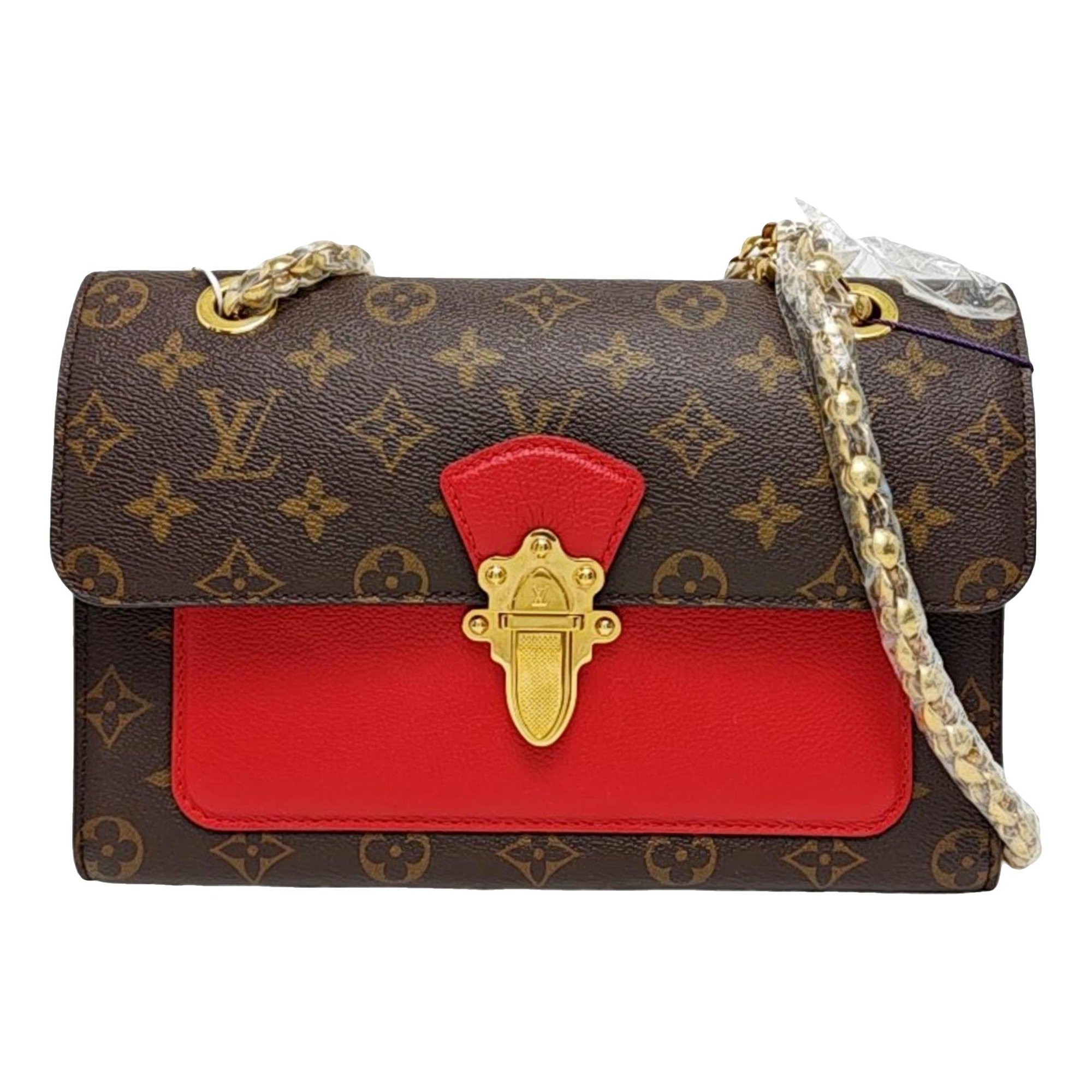 Victoire leather crossbody bag