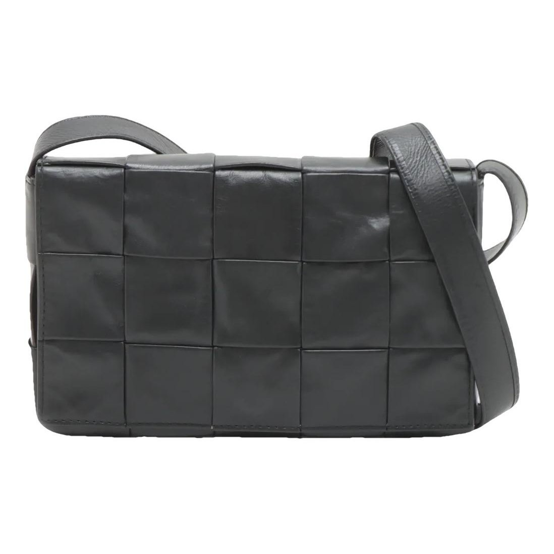 Cassette leather crossbody bag