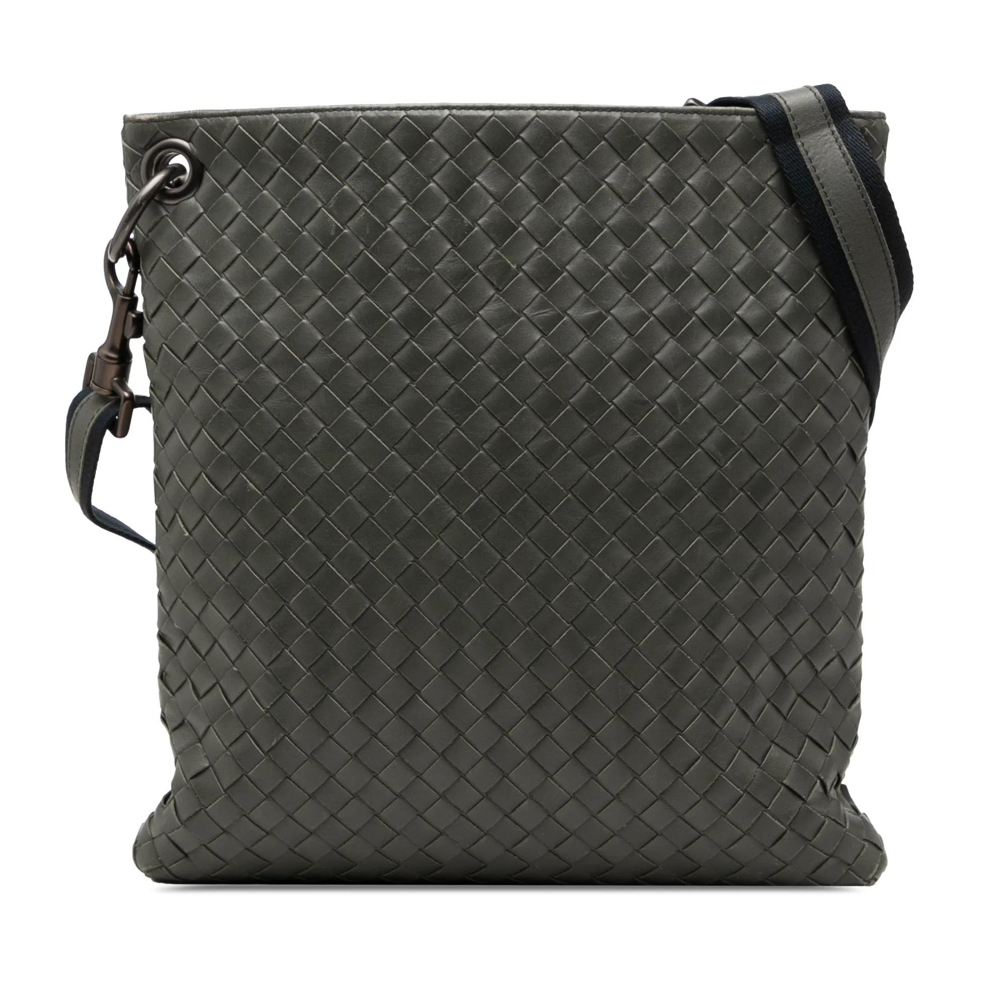 Veneta leather crossbody bag