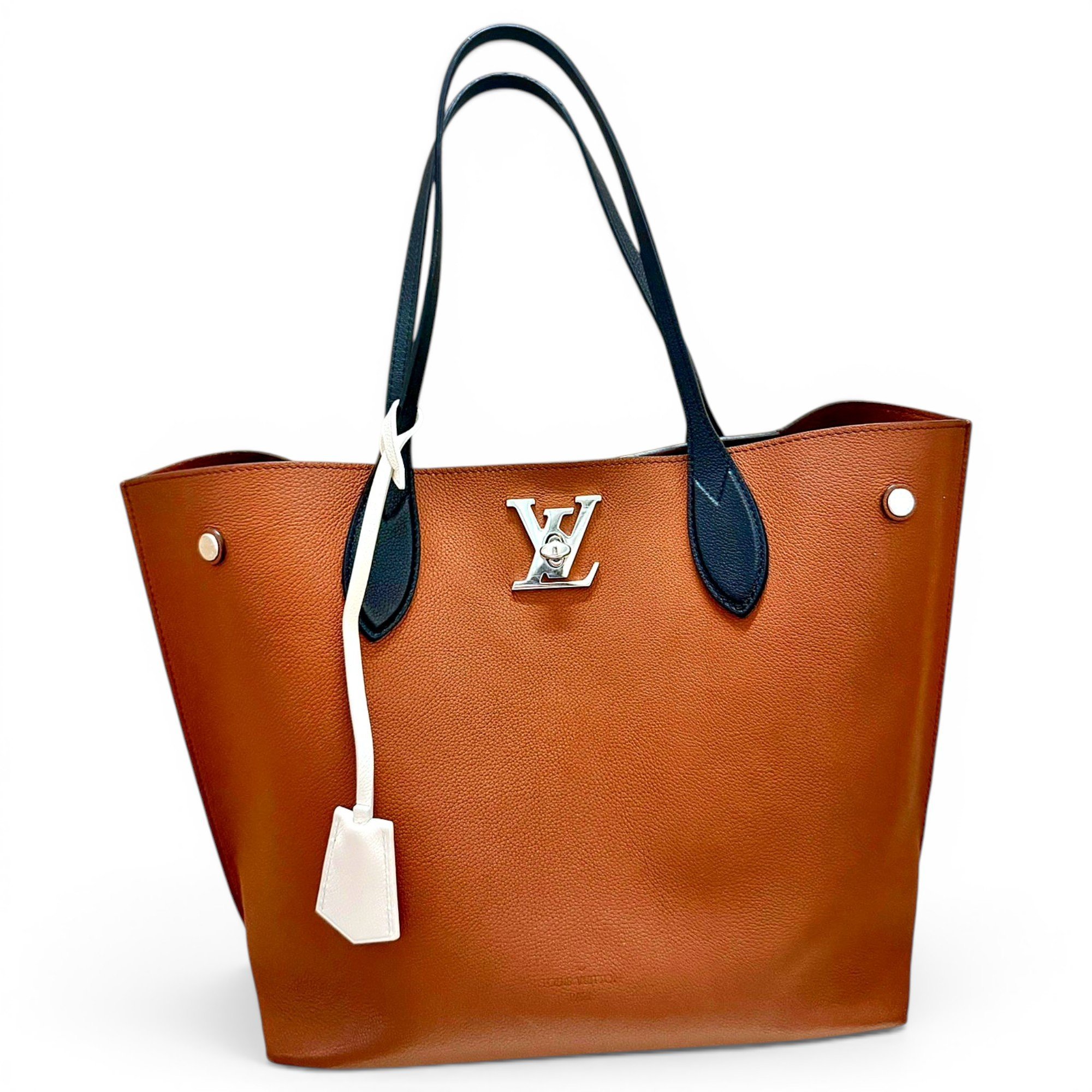 Lockme leather tote