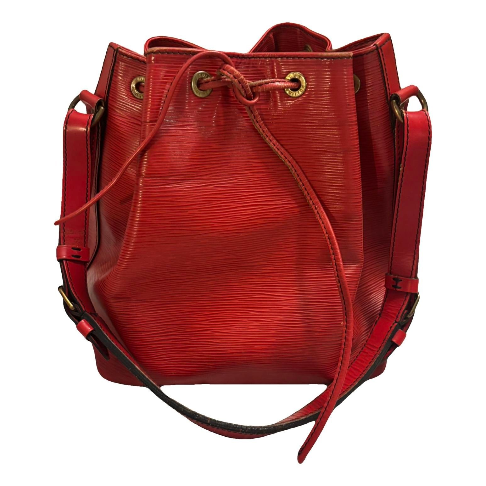 Noé leather handbag