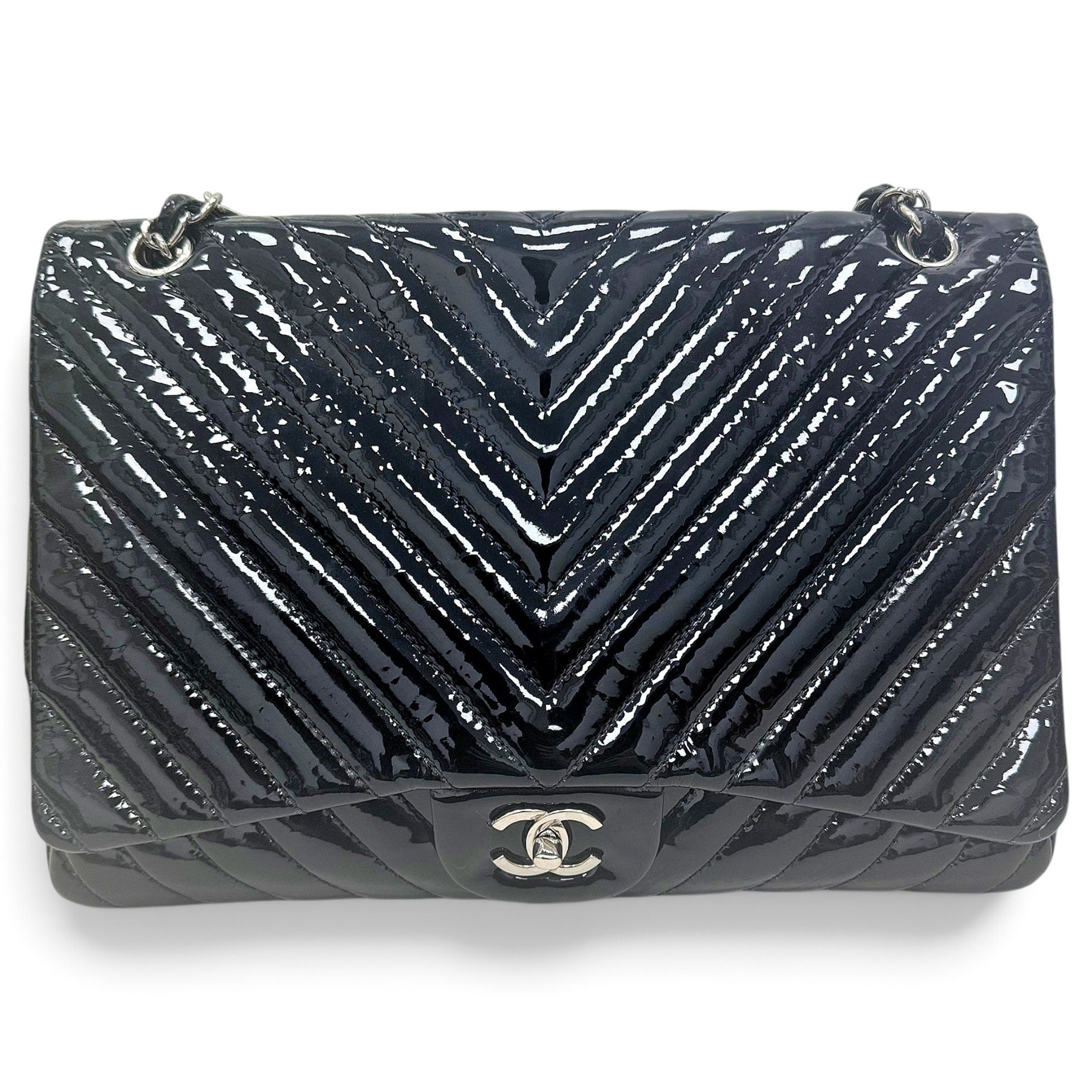 Timeless/Classique patent leather handbag