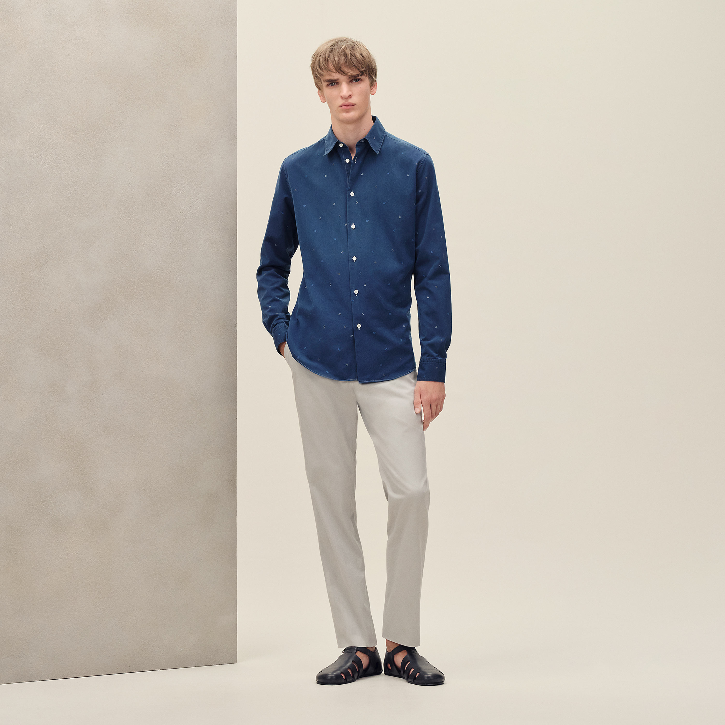 "Calligraphie Equestre Jacquard" fitted shirt with Louis collar