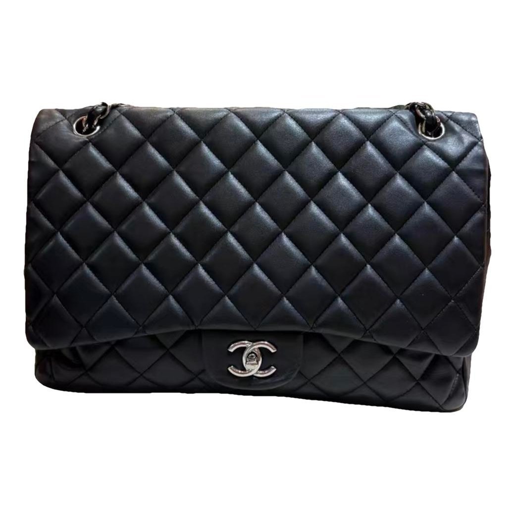 Timeless/Classique leather crossbody bag
