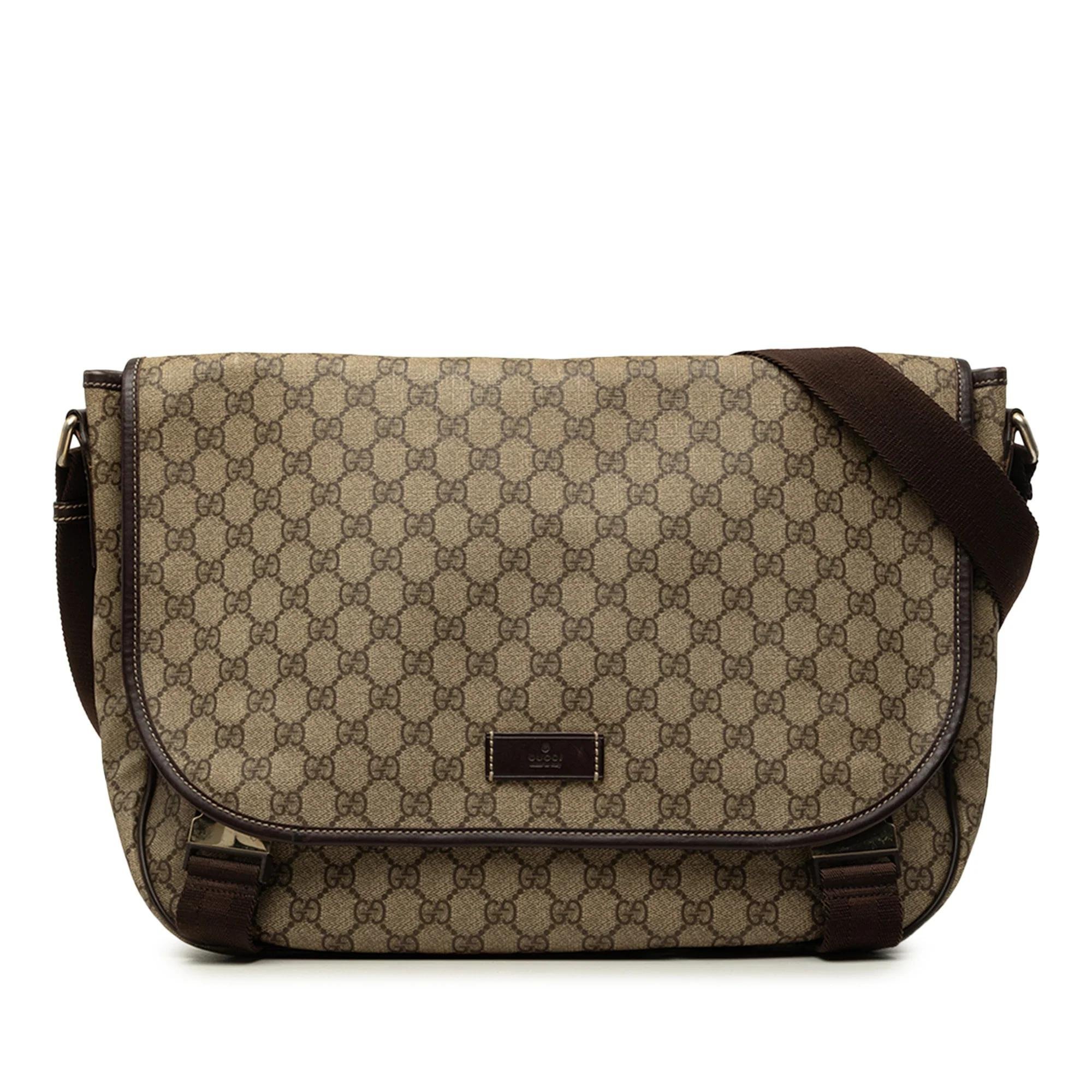 Gucci B leather handbag