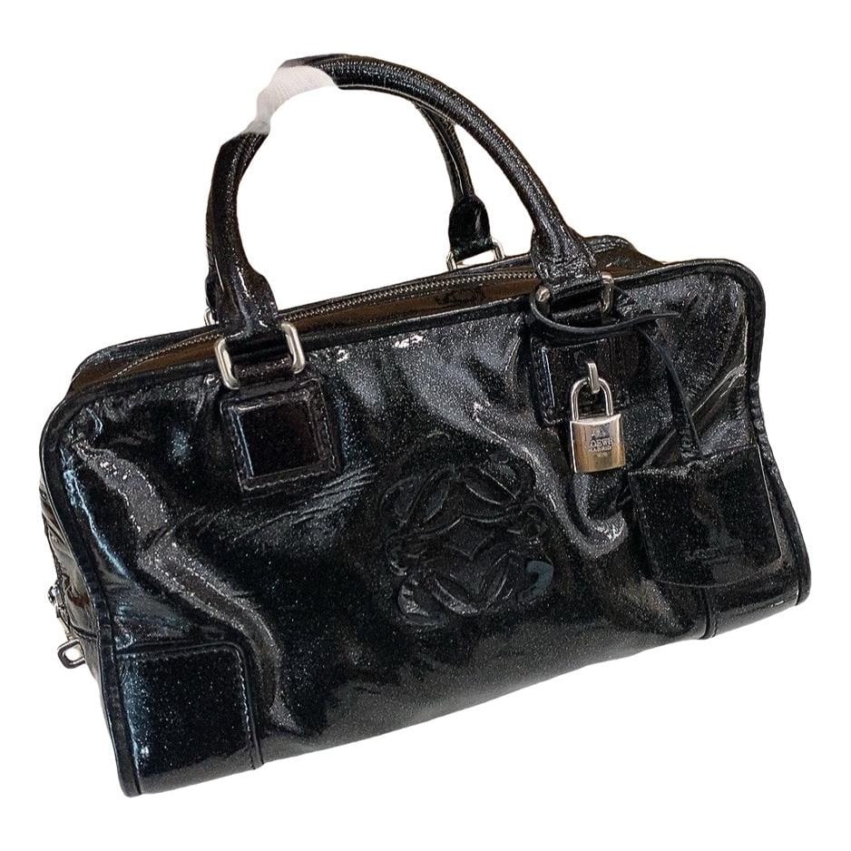 Amazona patent leather handbag