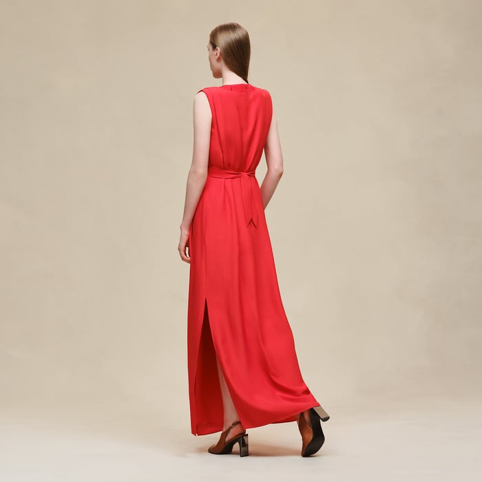 Rouge Amazone Sleeveless Embroidered Caftan