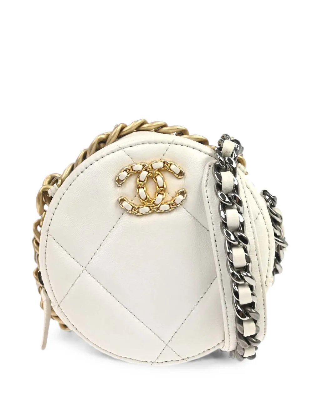 2021 Chanel 19 shoulder bag