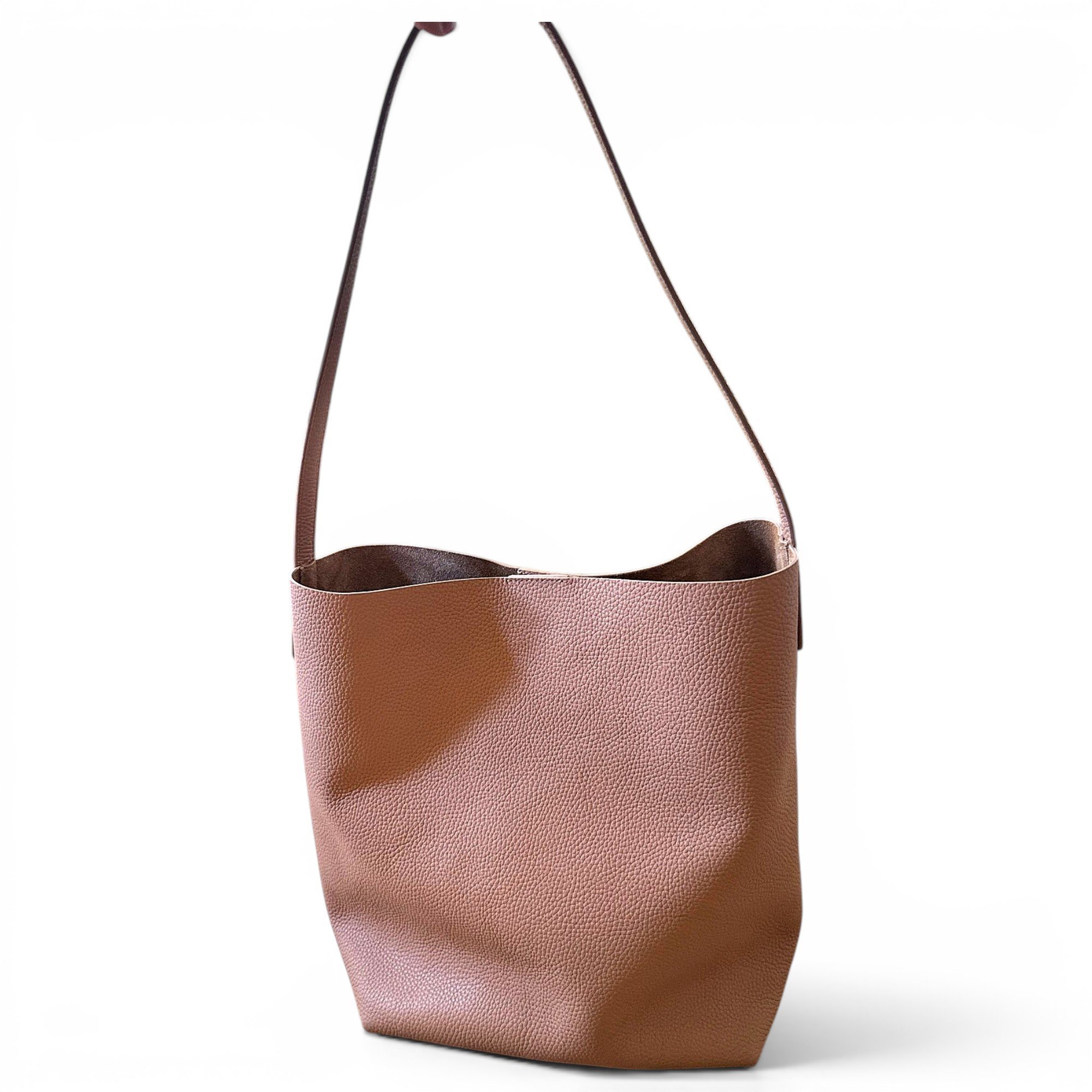 Leather tote
