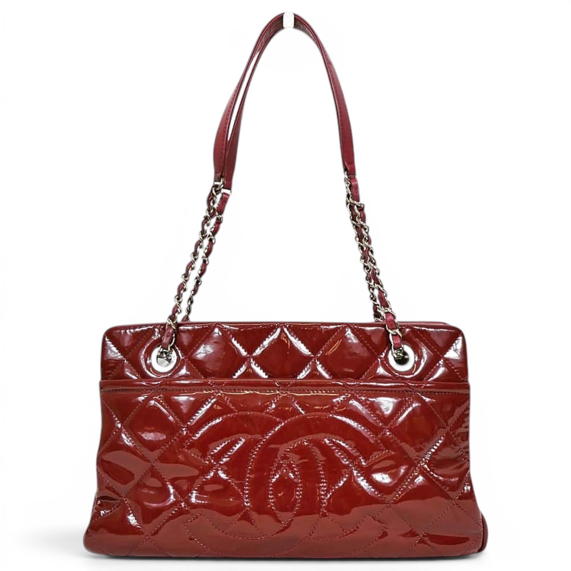 Timeless/Classique patent leather tote
