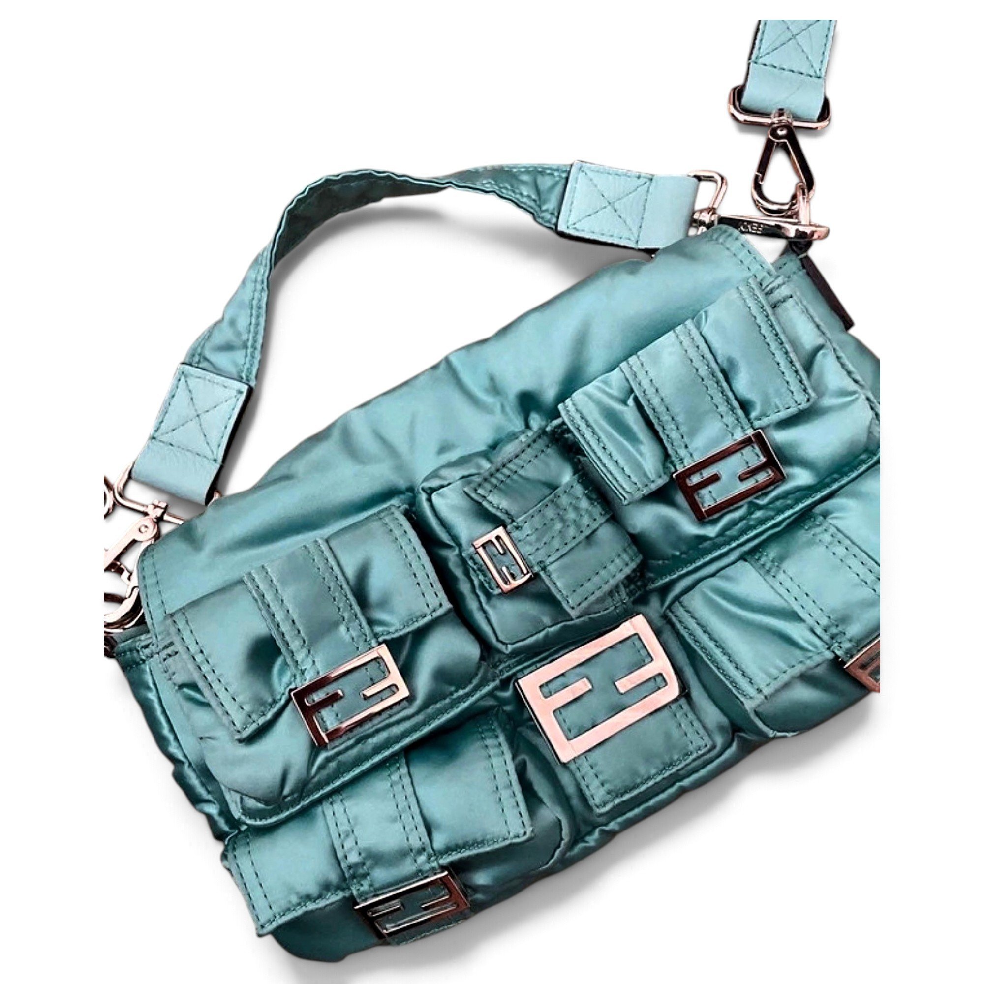 Baguette handbag