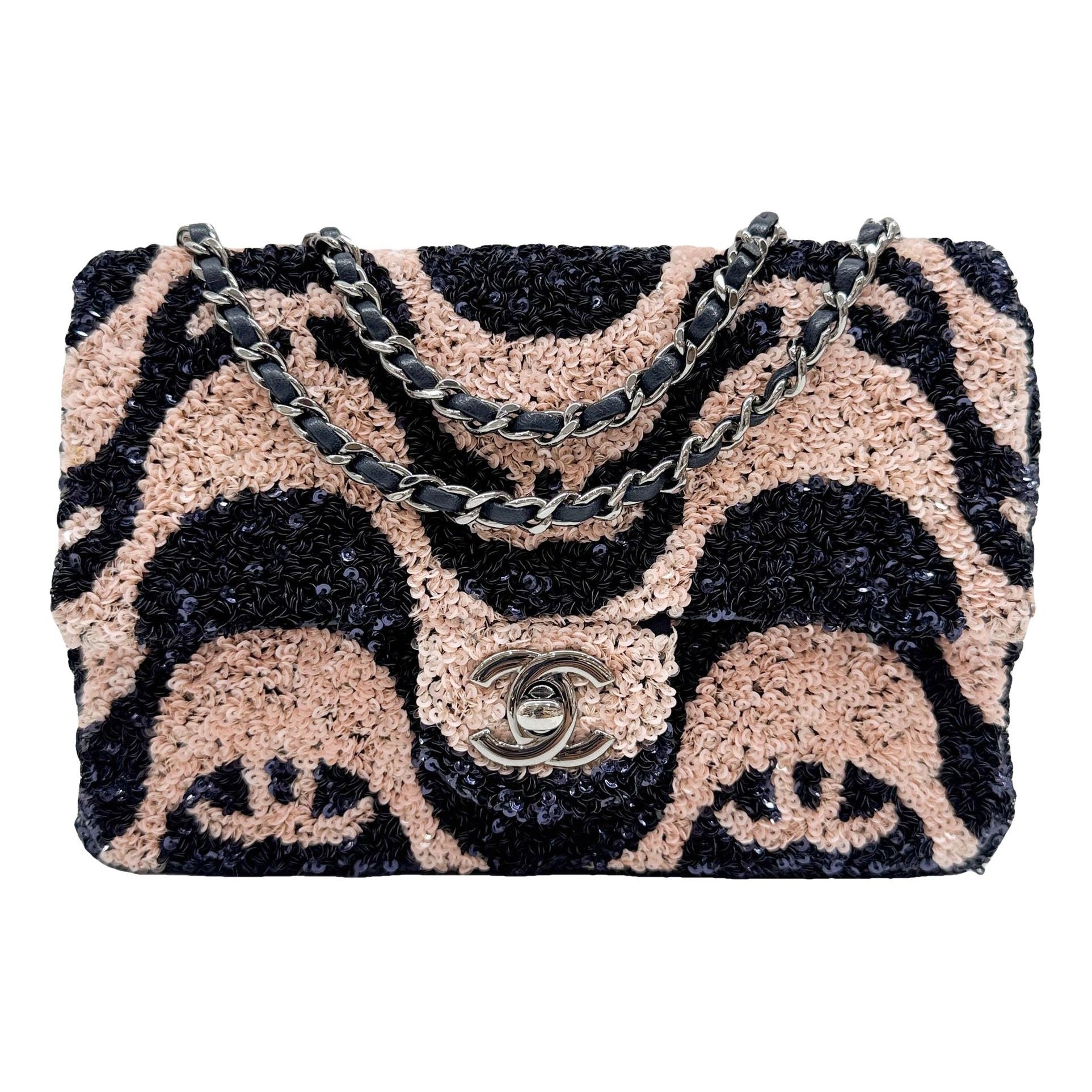 Timeless/Classique glitter mini bag