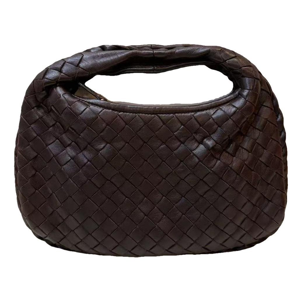 Veneta leather handbag