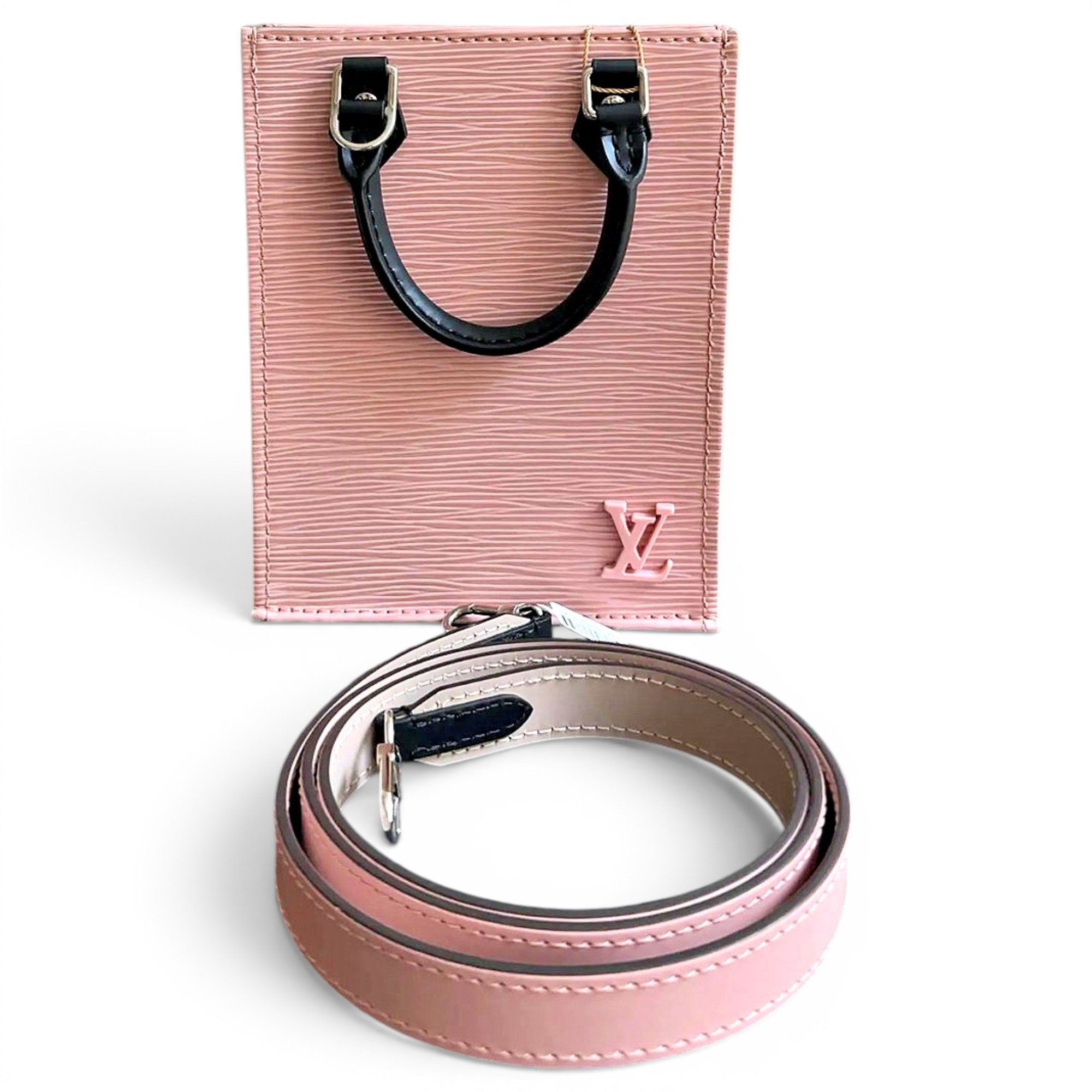 Plat leather handbag