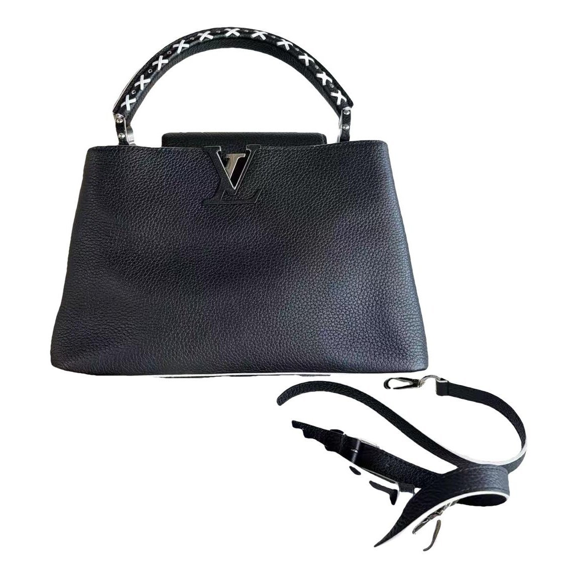 Capucines leather handbag