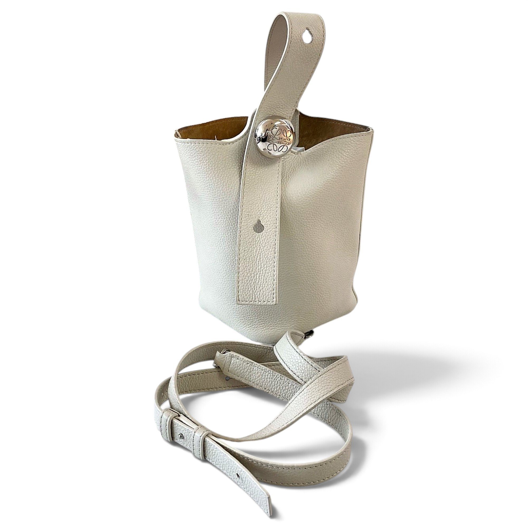 Pebble leather handbag