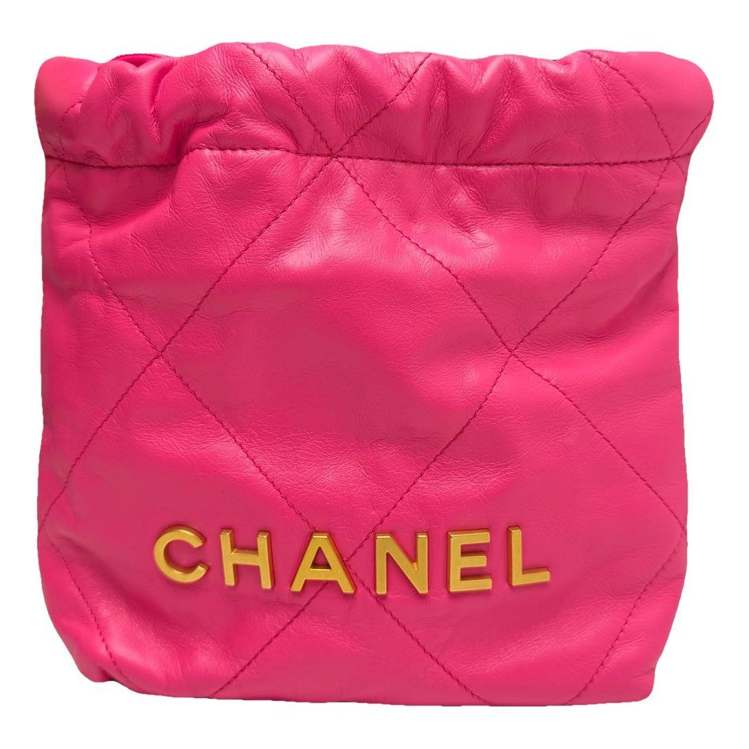 Chanel 22 leather handbag