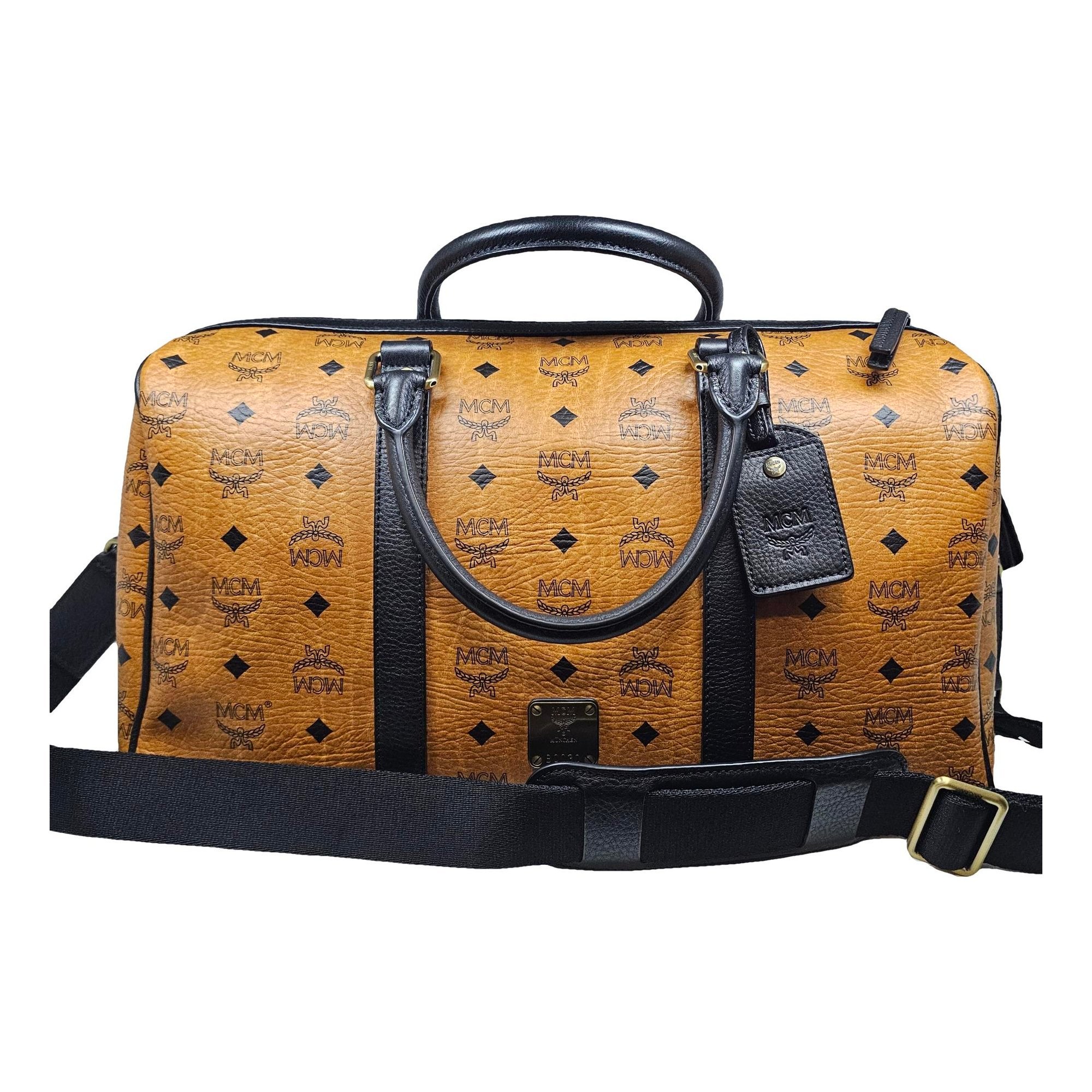 Leather travel bag
