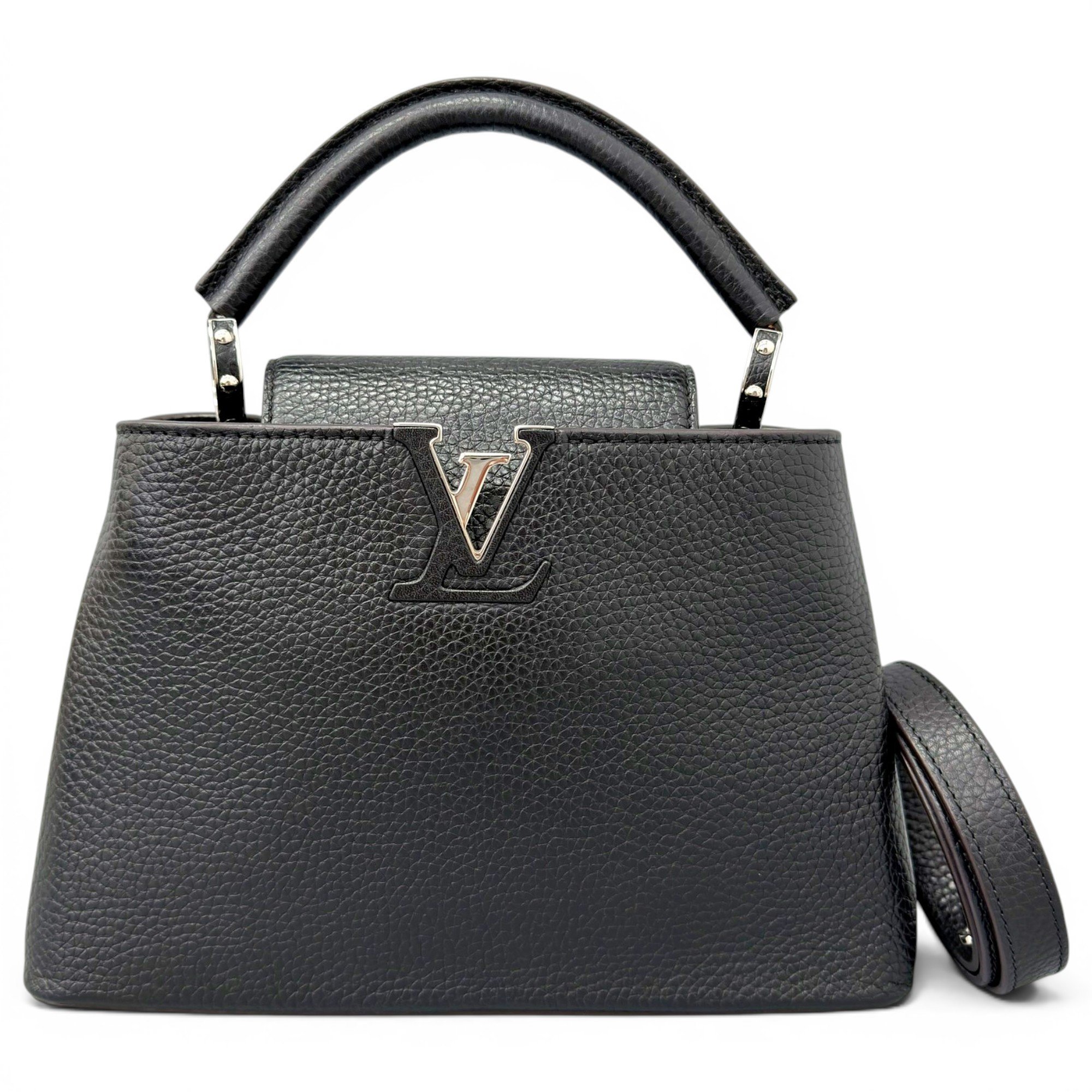 Capucines leather handbag