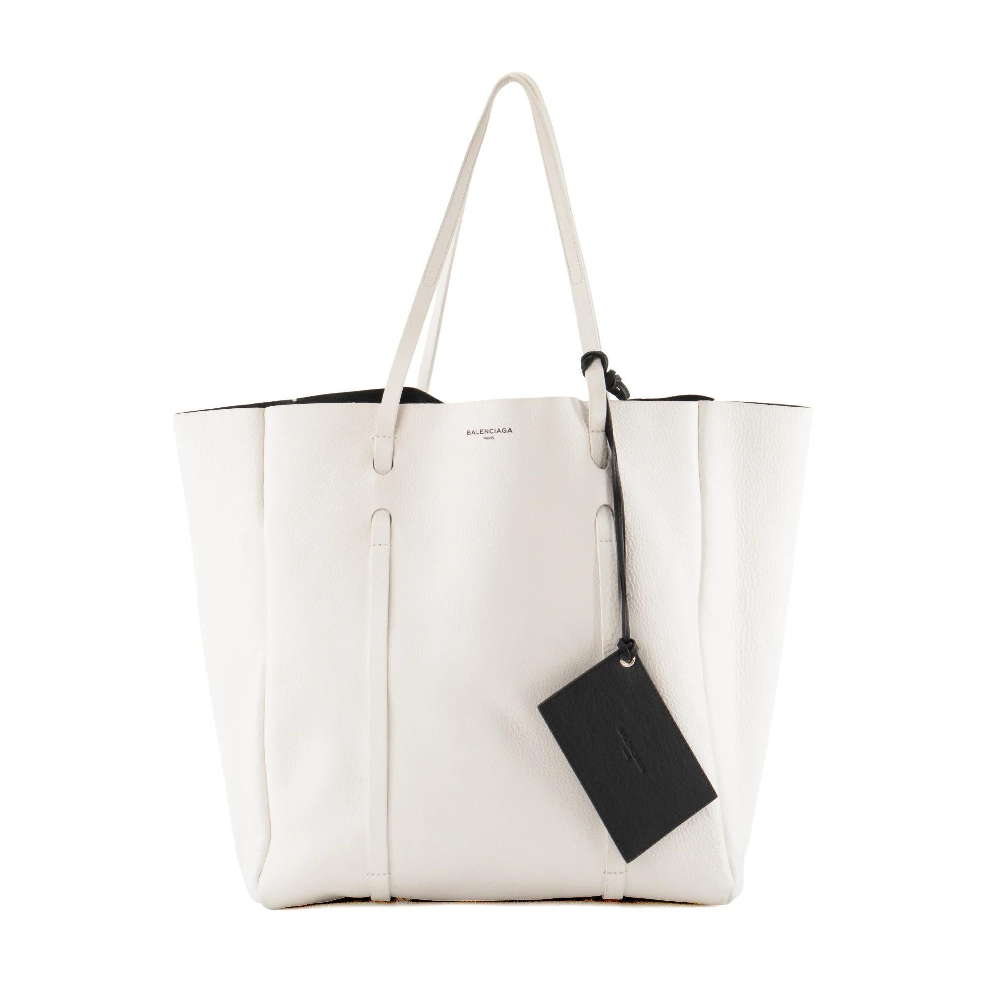 Everyday leather tote