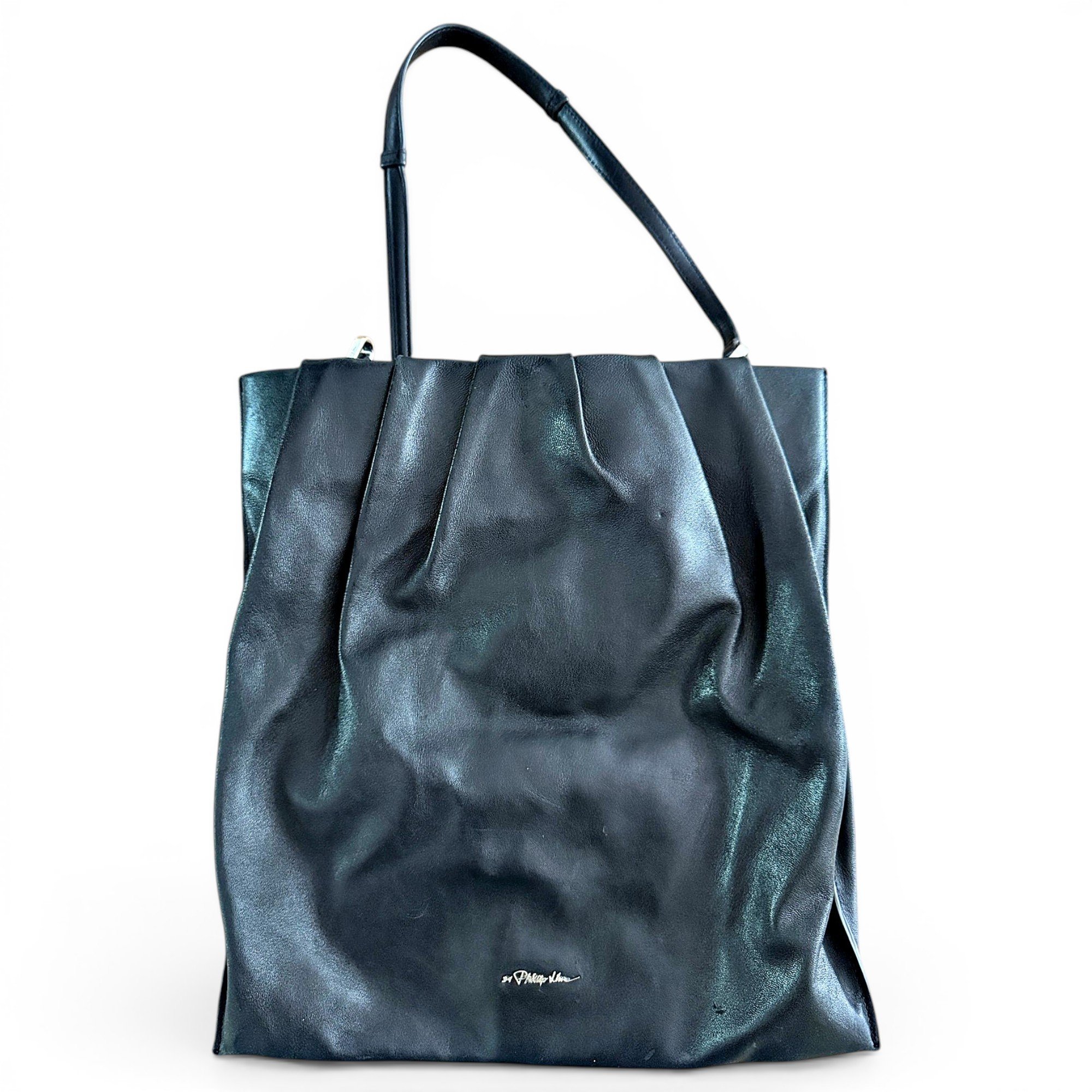 Leather tote