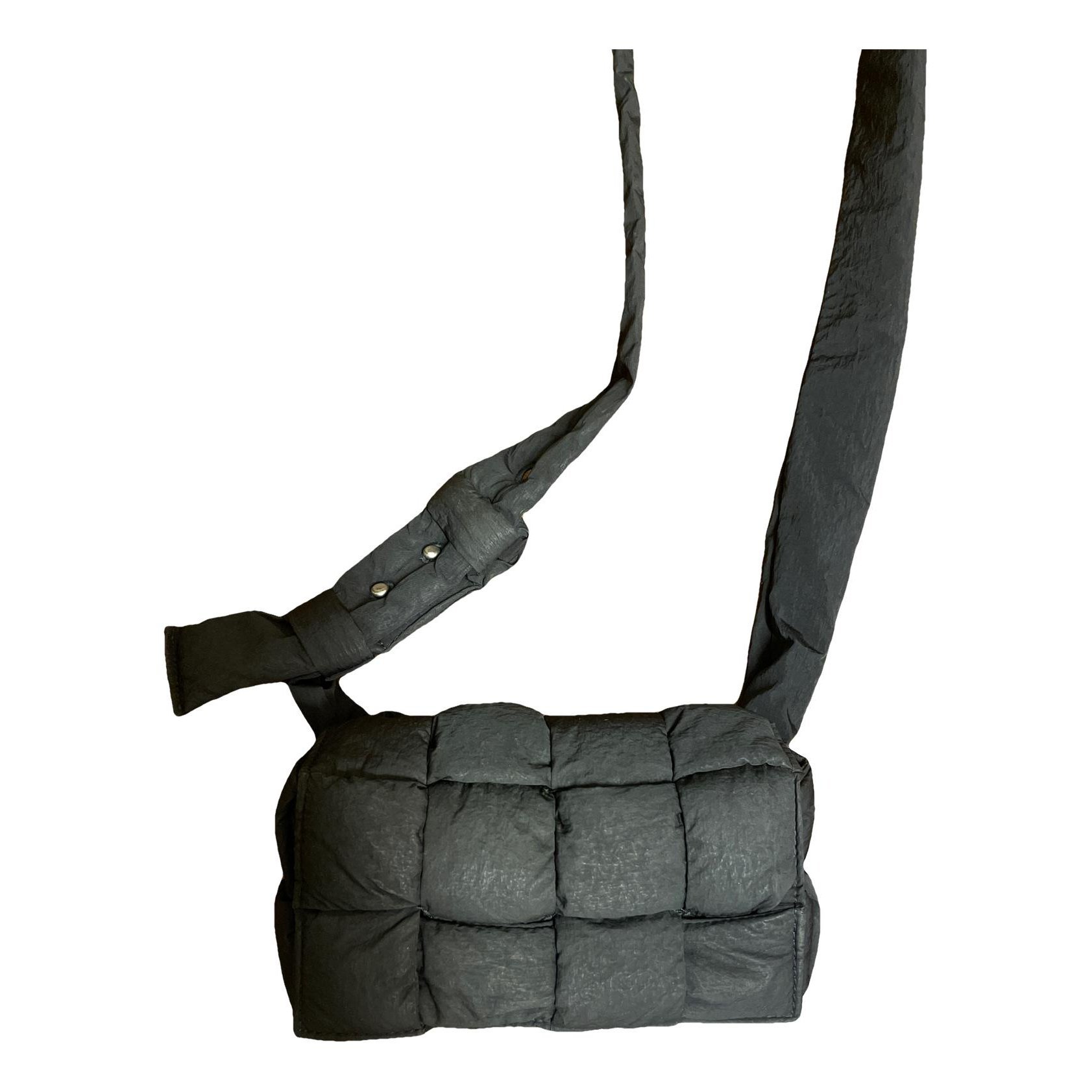 Cassette leather handbag