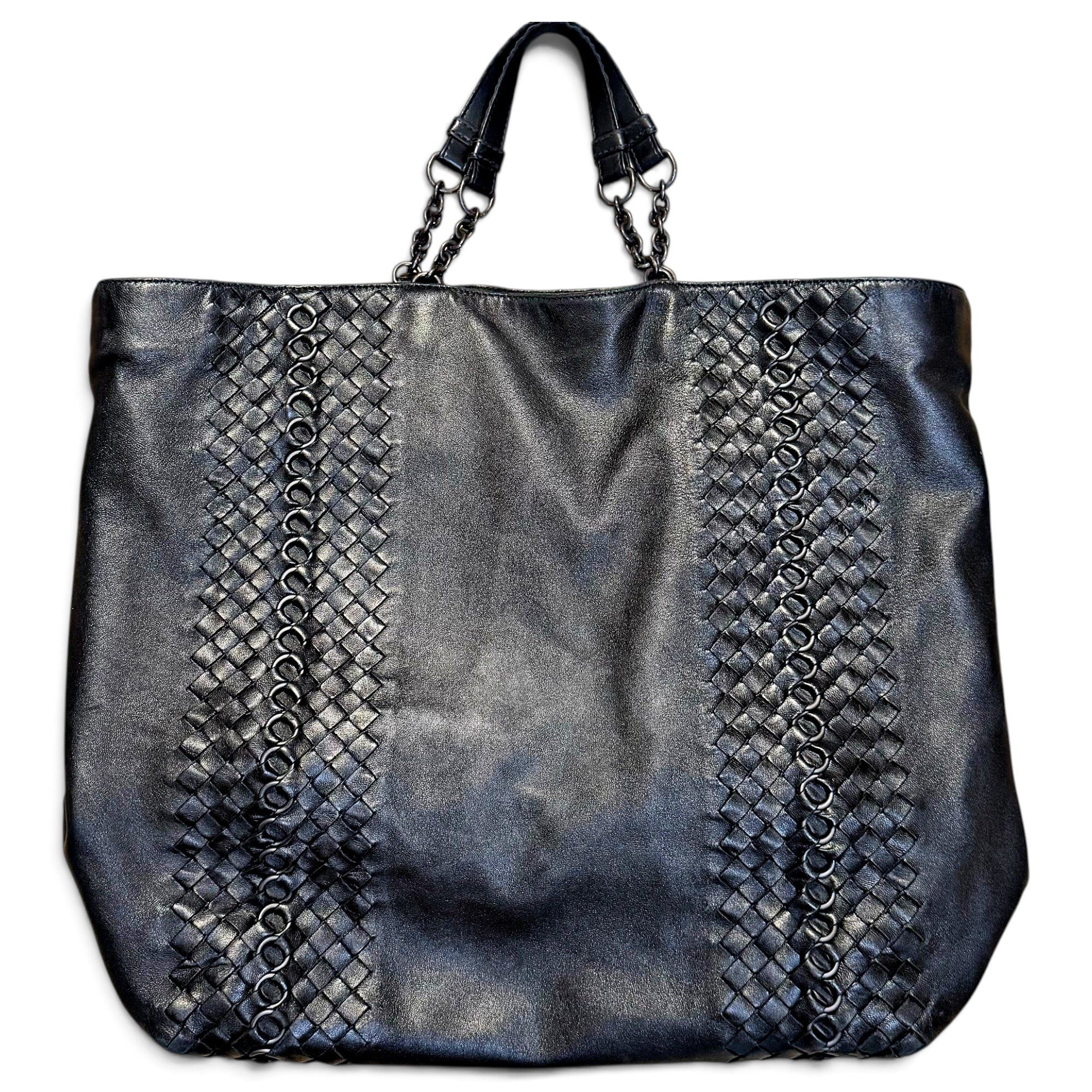 Leather tote