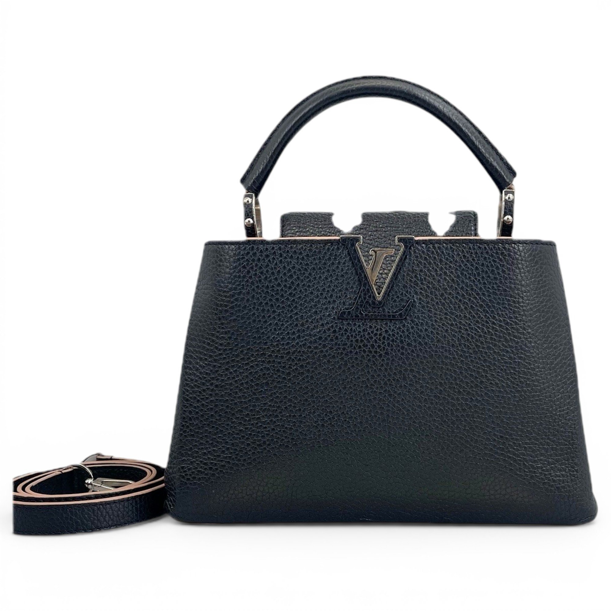 Capucines leather handbag
