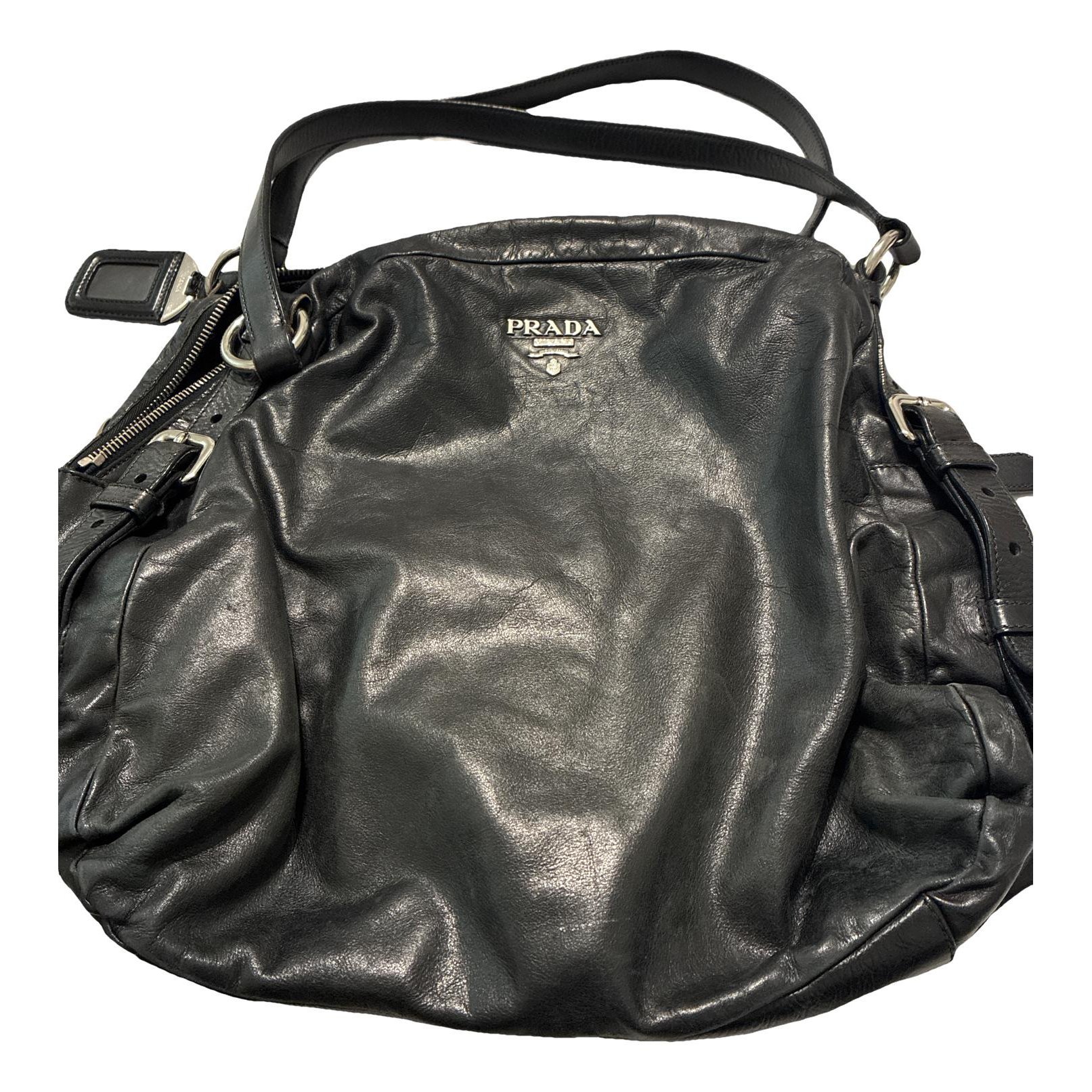 Leather handbag