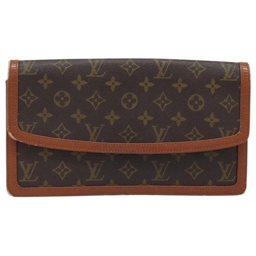 Leather clutch bag