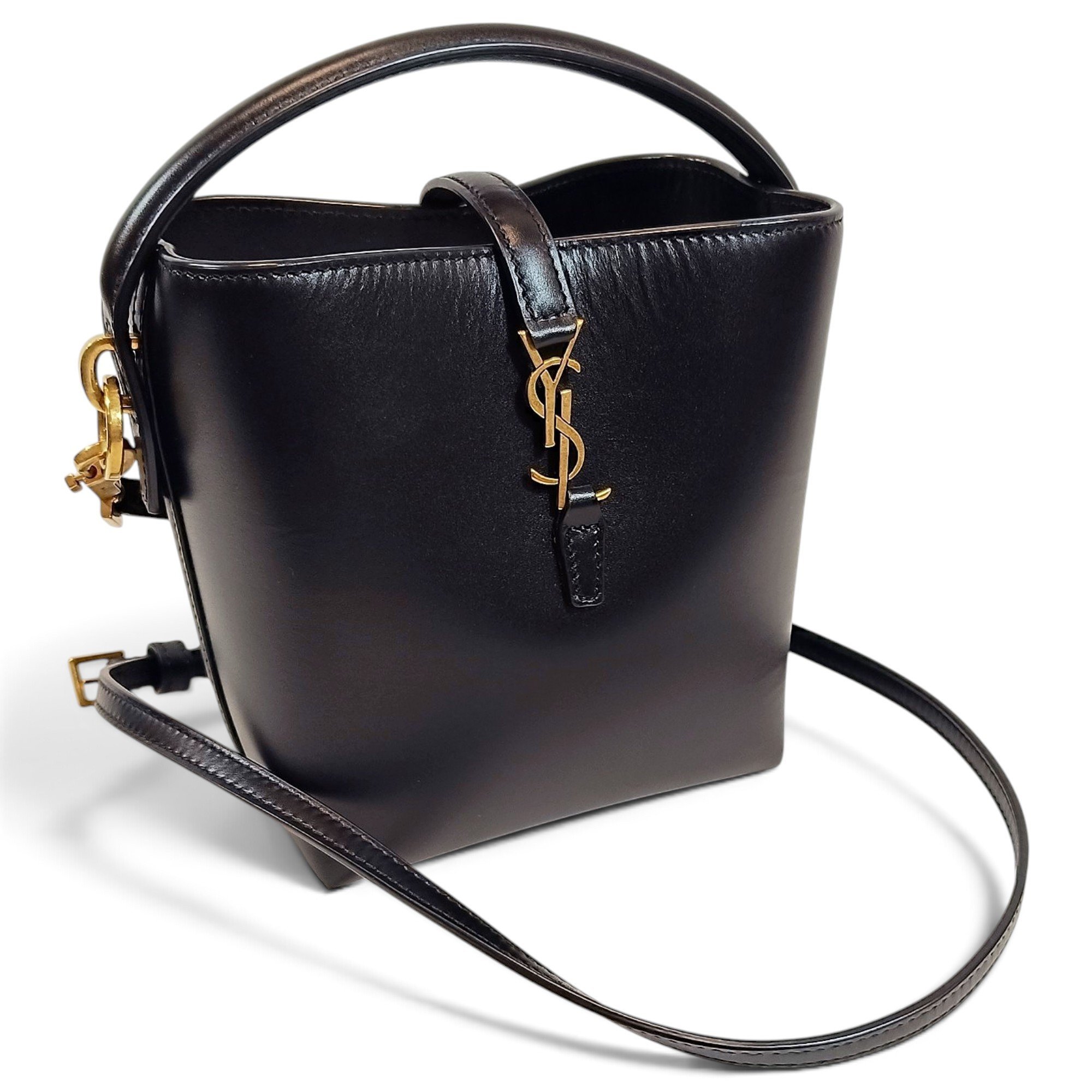 Le 37 leather handbag