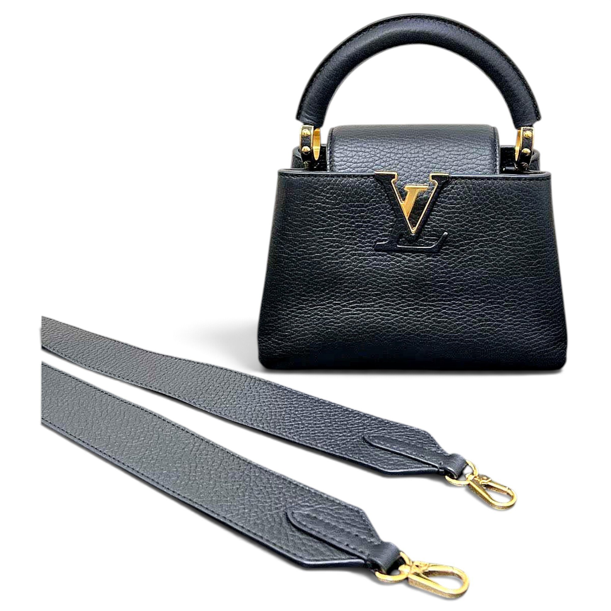 Capucines leather handbag