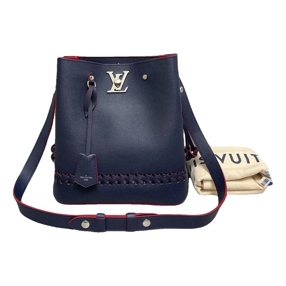 Lockme Bucket leather tote