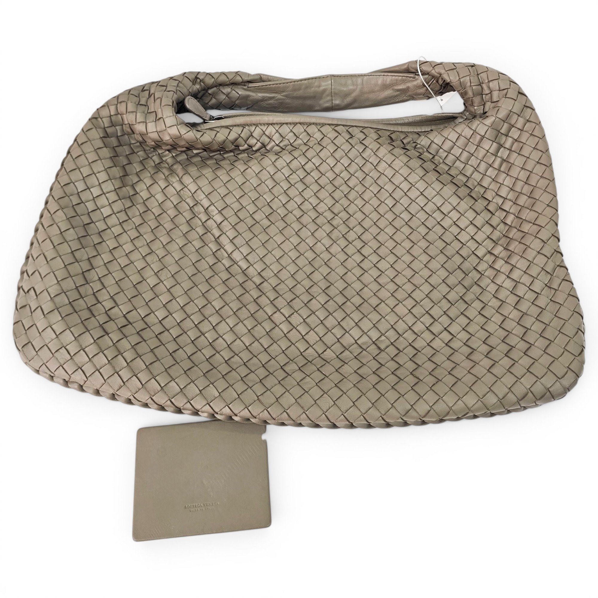 Veneta leather handbag