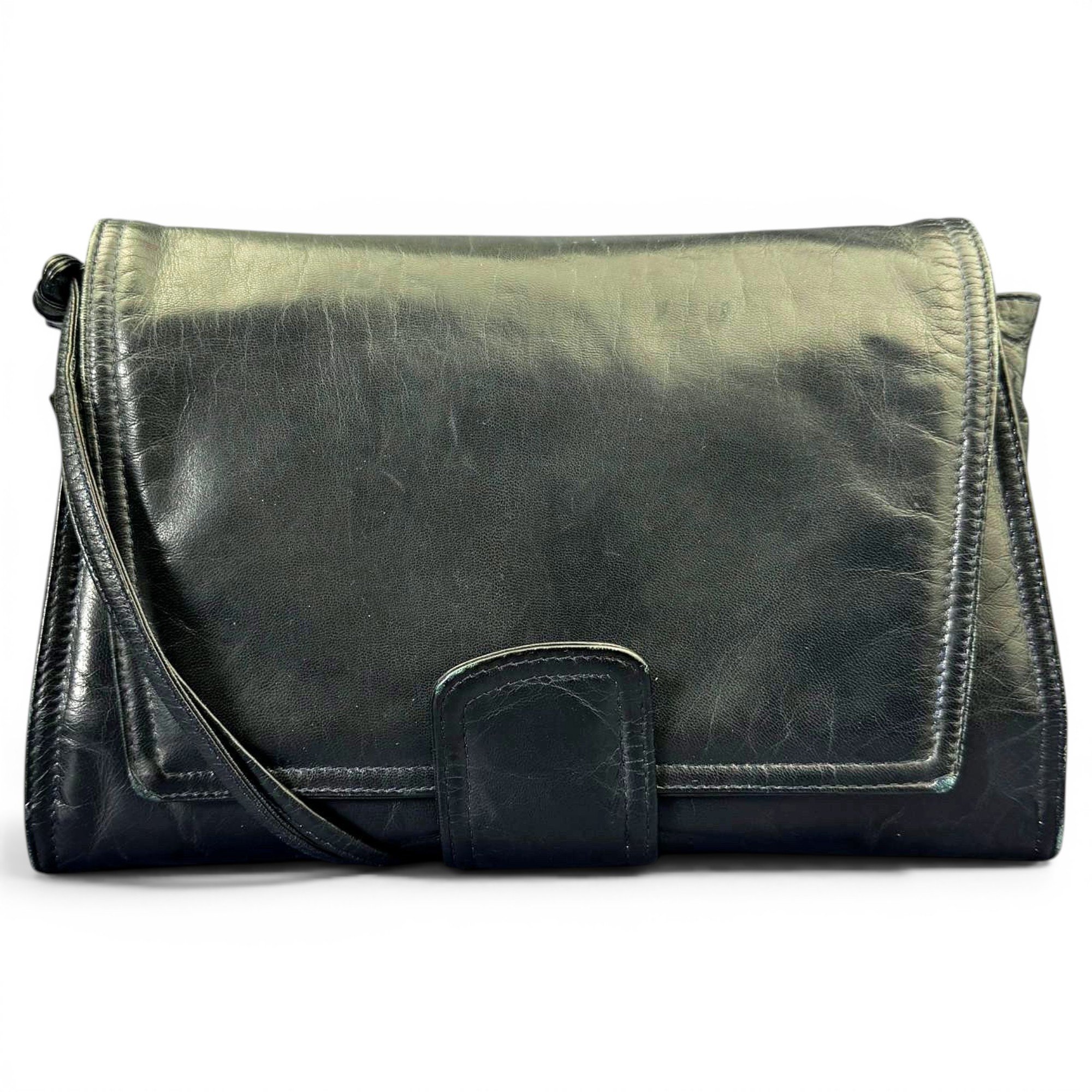 Chain Pouch leather clutch bag