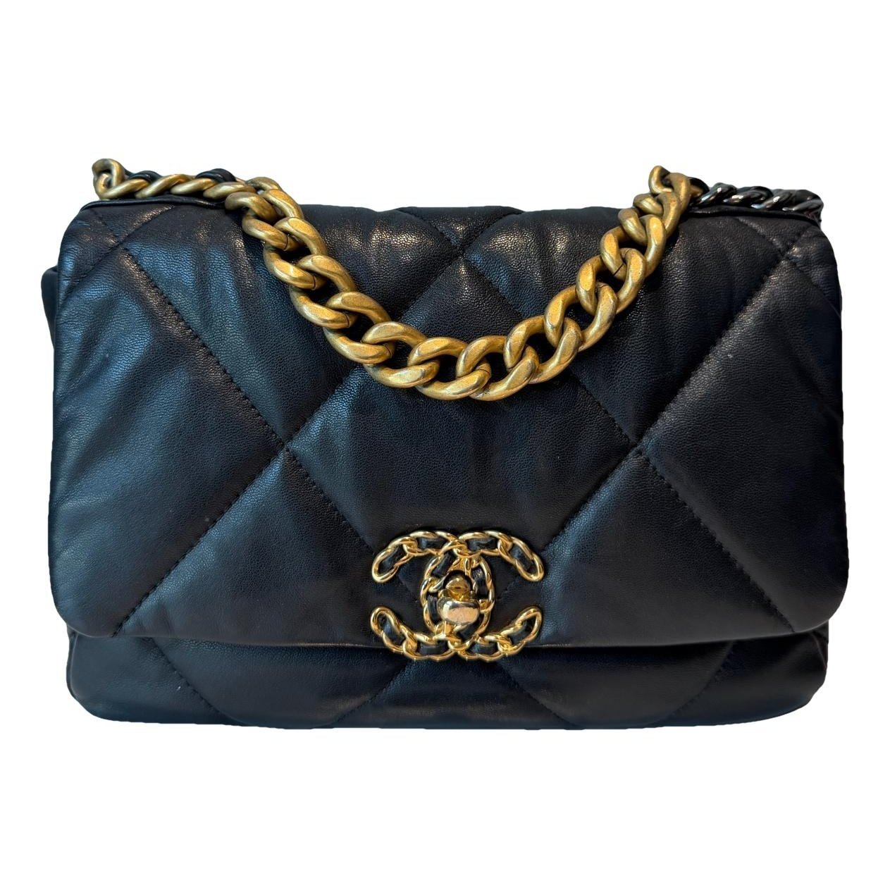 Chanel 19 leather handbag