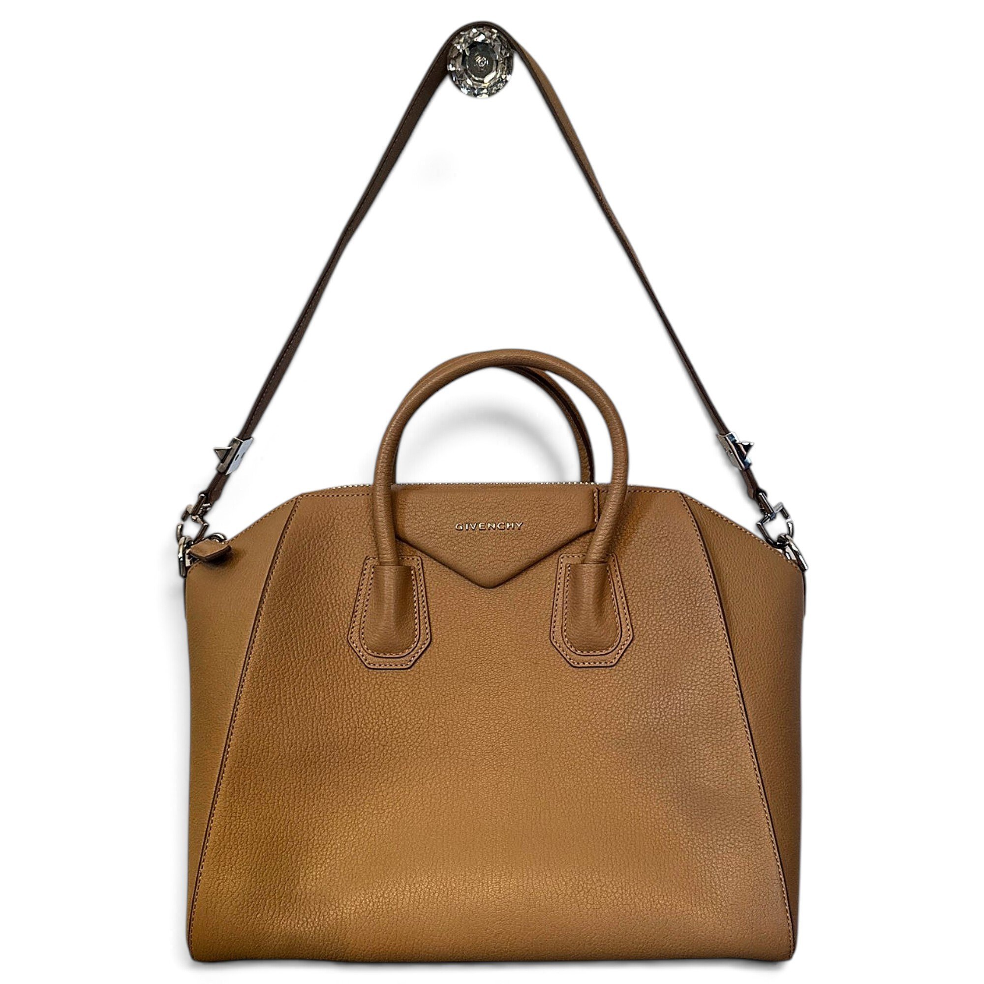 Antigona leather handbag