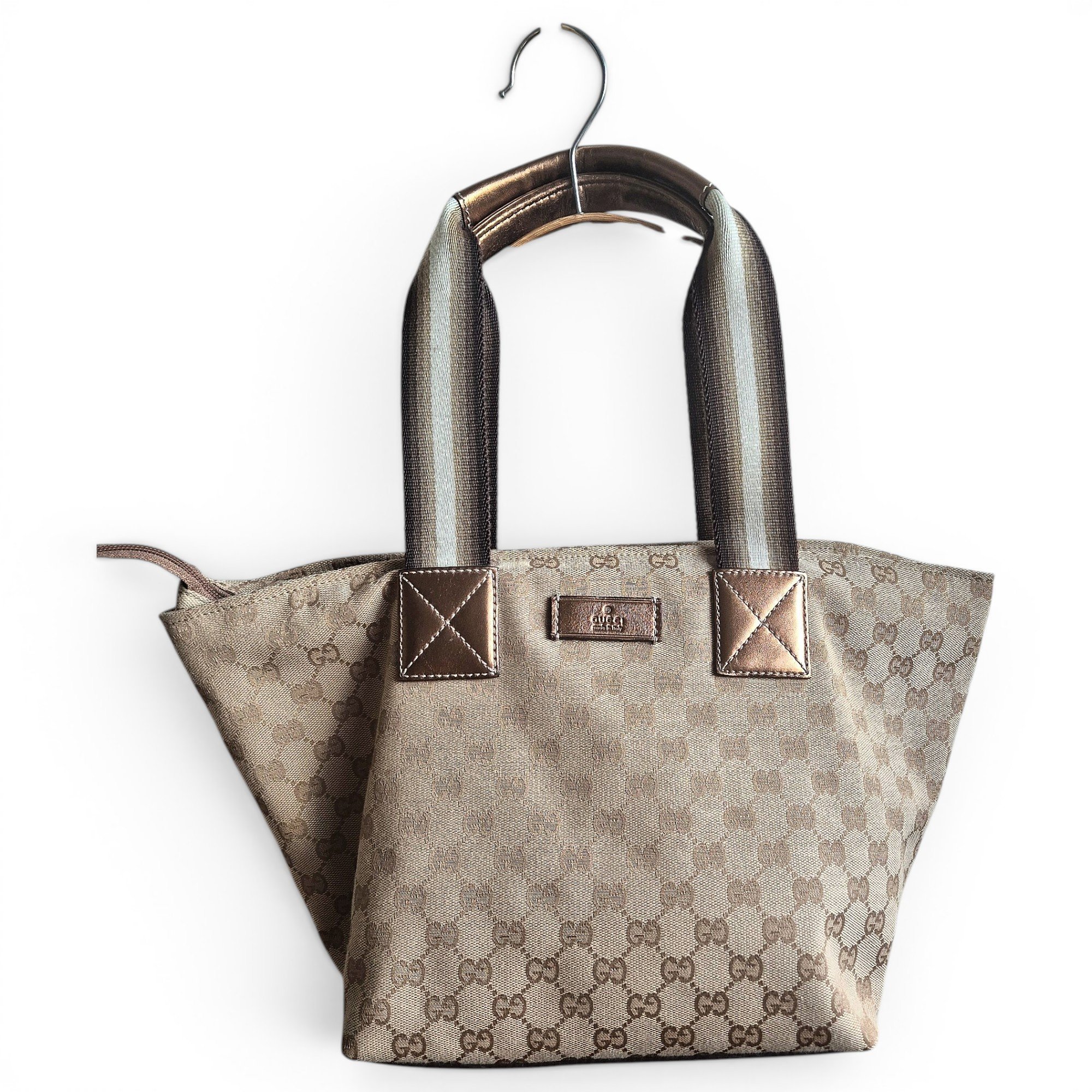 Abbey cloth handbag