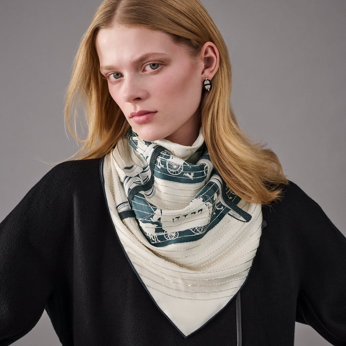 Paris Qui Roule Exceptional Embroidered Scarf 70