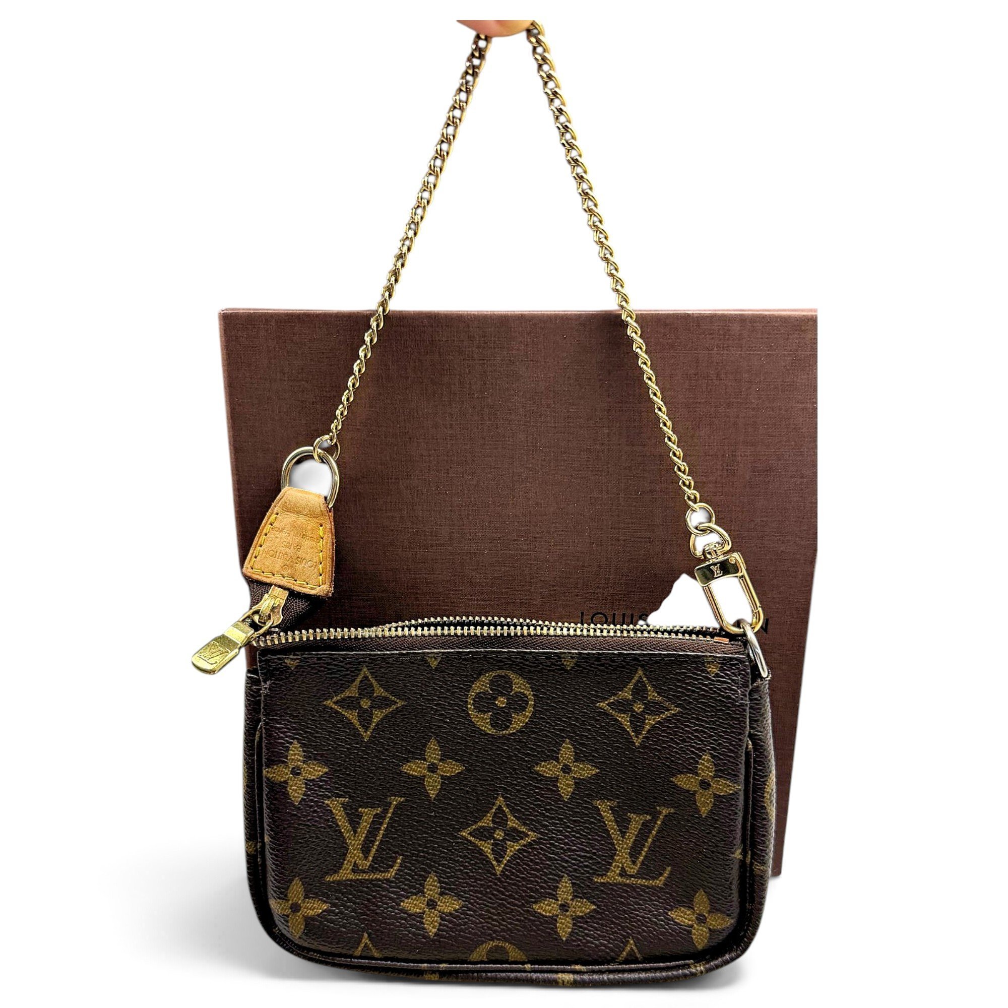 Leather clutch bag